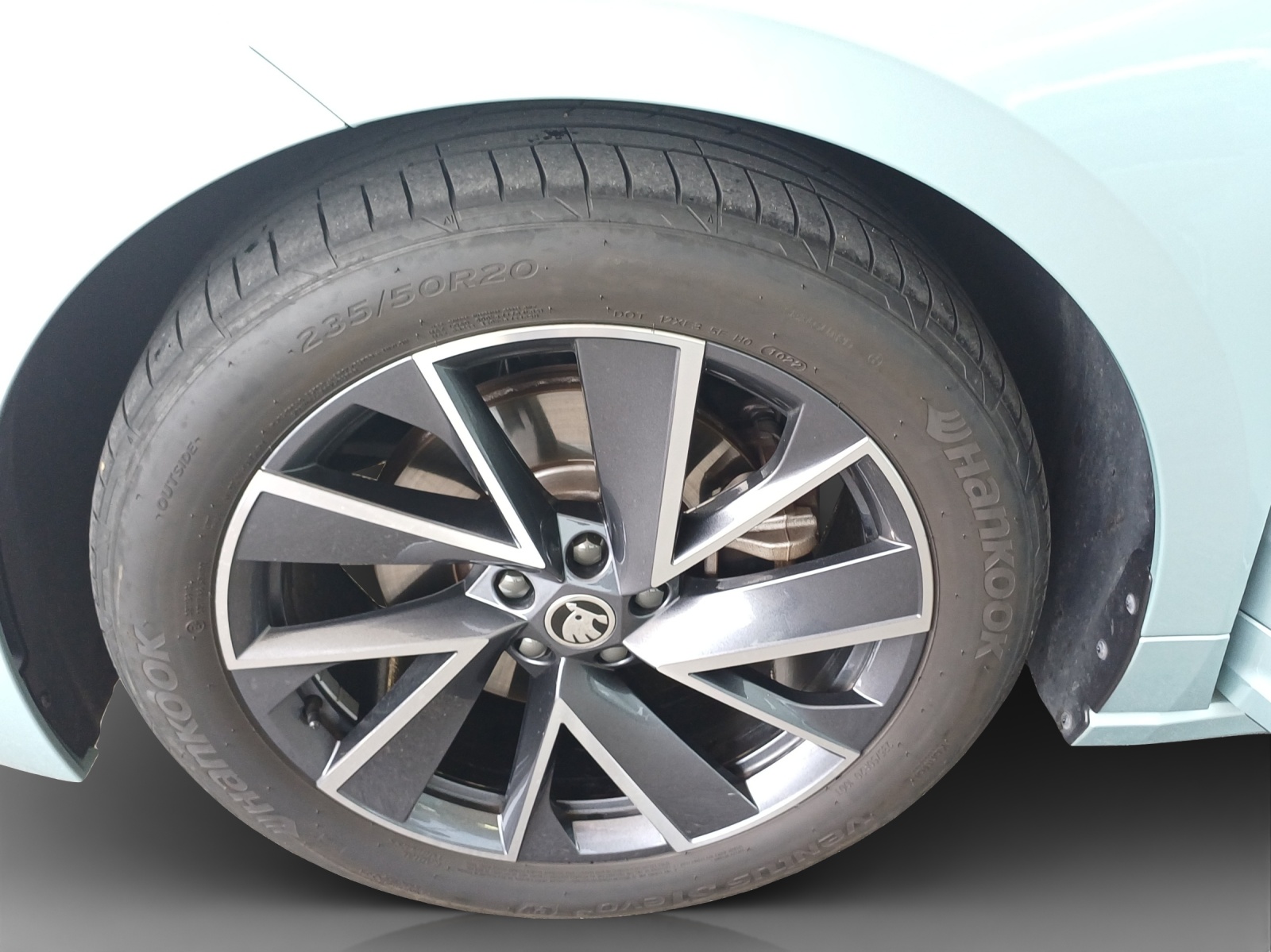 SKODA Enyaq iV 60 SportLine-image-14