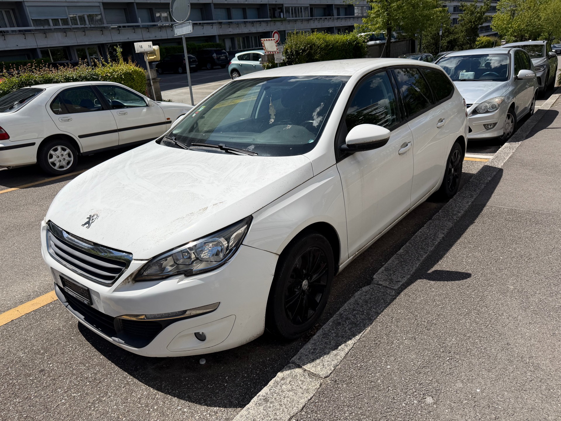 PEUGEOT 308 1.6 BlueHDI Active-image-5