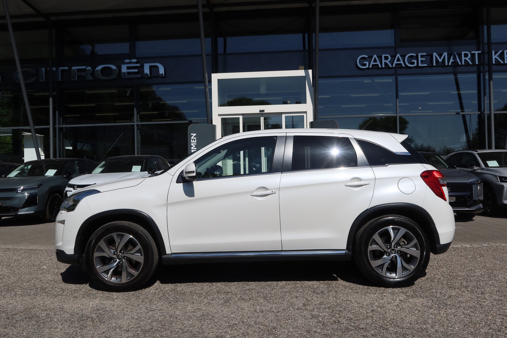 CITROEN C4 Aircross 1.6HDi Exc4WD-image-3
