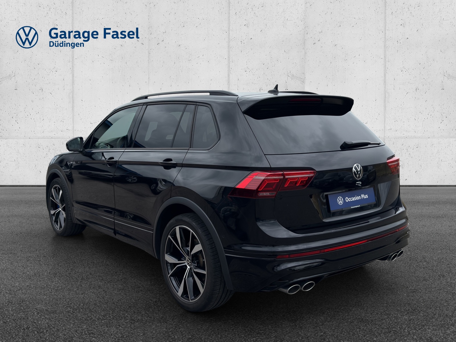 VW Tiguan 2.0TSI R 4Motion DSG-showroom-element-2