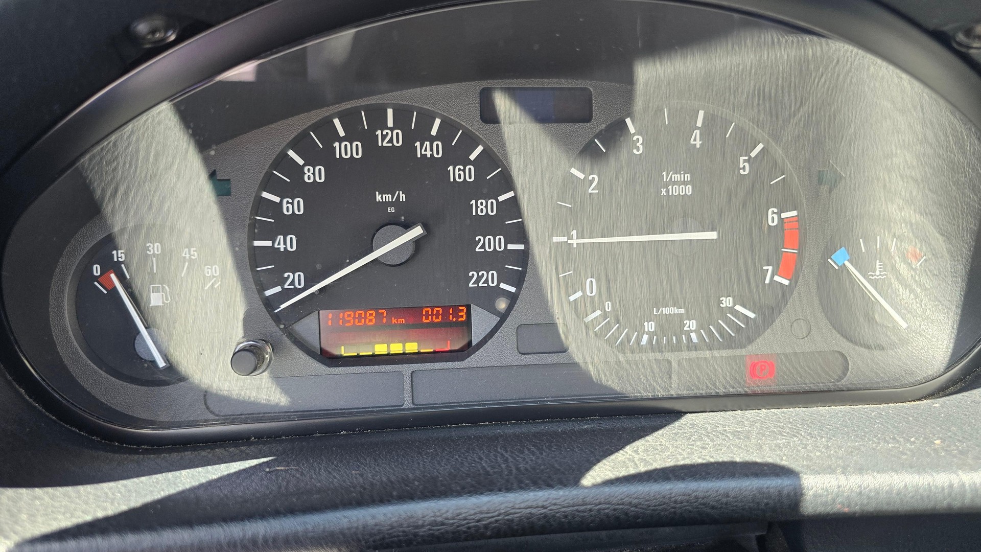 BMW 3er Reihe E36 Cabriolet 318i-image-9