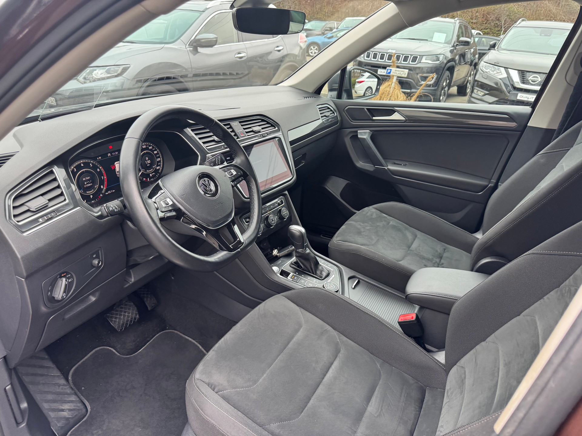VW Tiguan Allspace 2.0TSI Highline 4Motion DSG-image-6