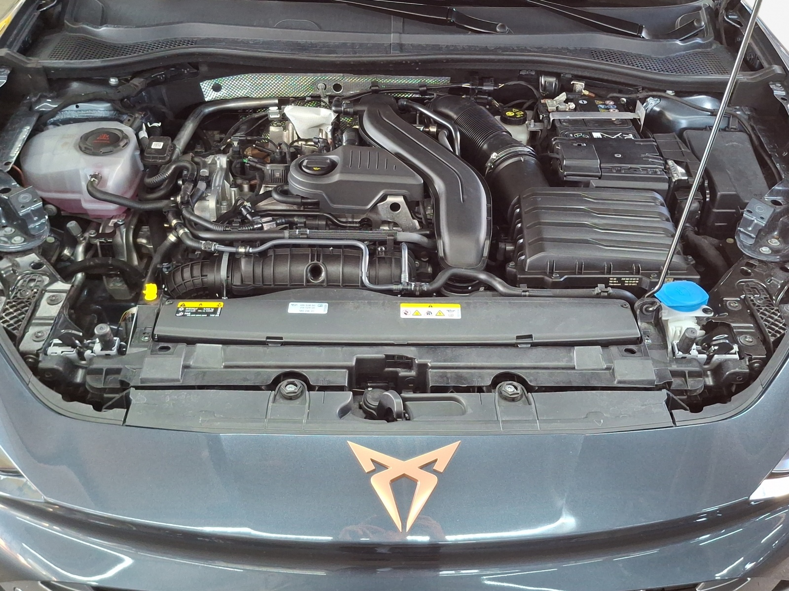 CUPRA LEON ST 1.5 e-HYBRID pHEV DSG-image-15