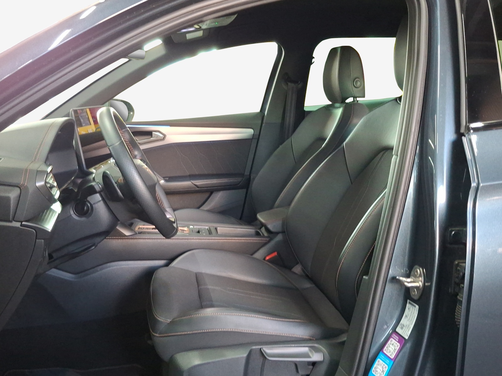 CUPRA LEON ST 1.5 e-HYBRID pHEV DSG-image-7