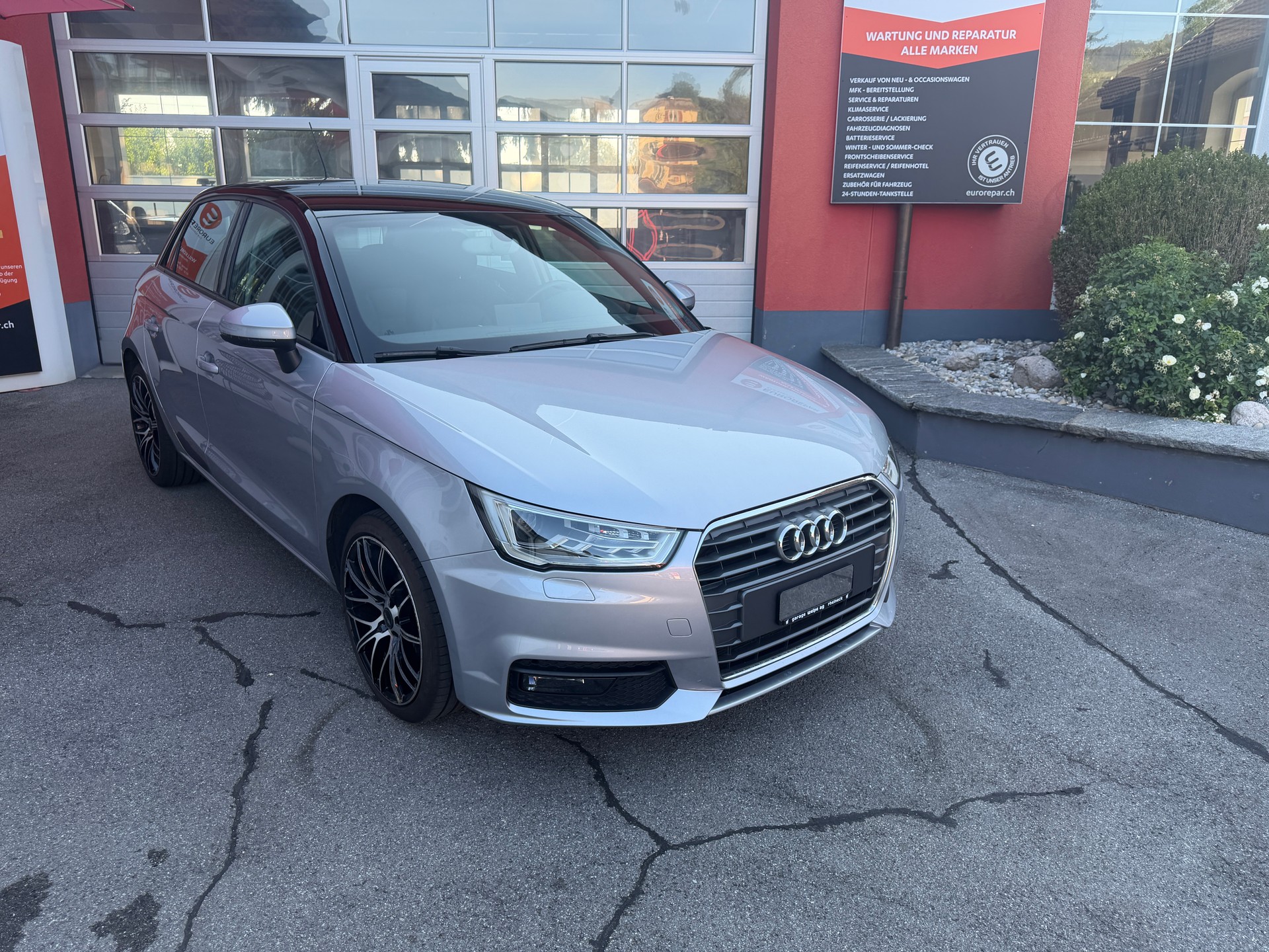 AUDI A1 Sportback 1.4 TFSI Sport S-tronic-image-2