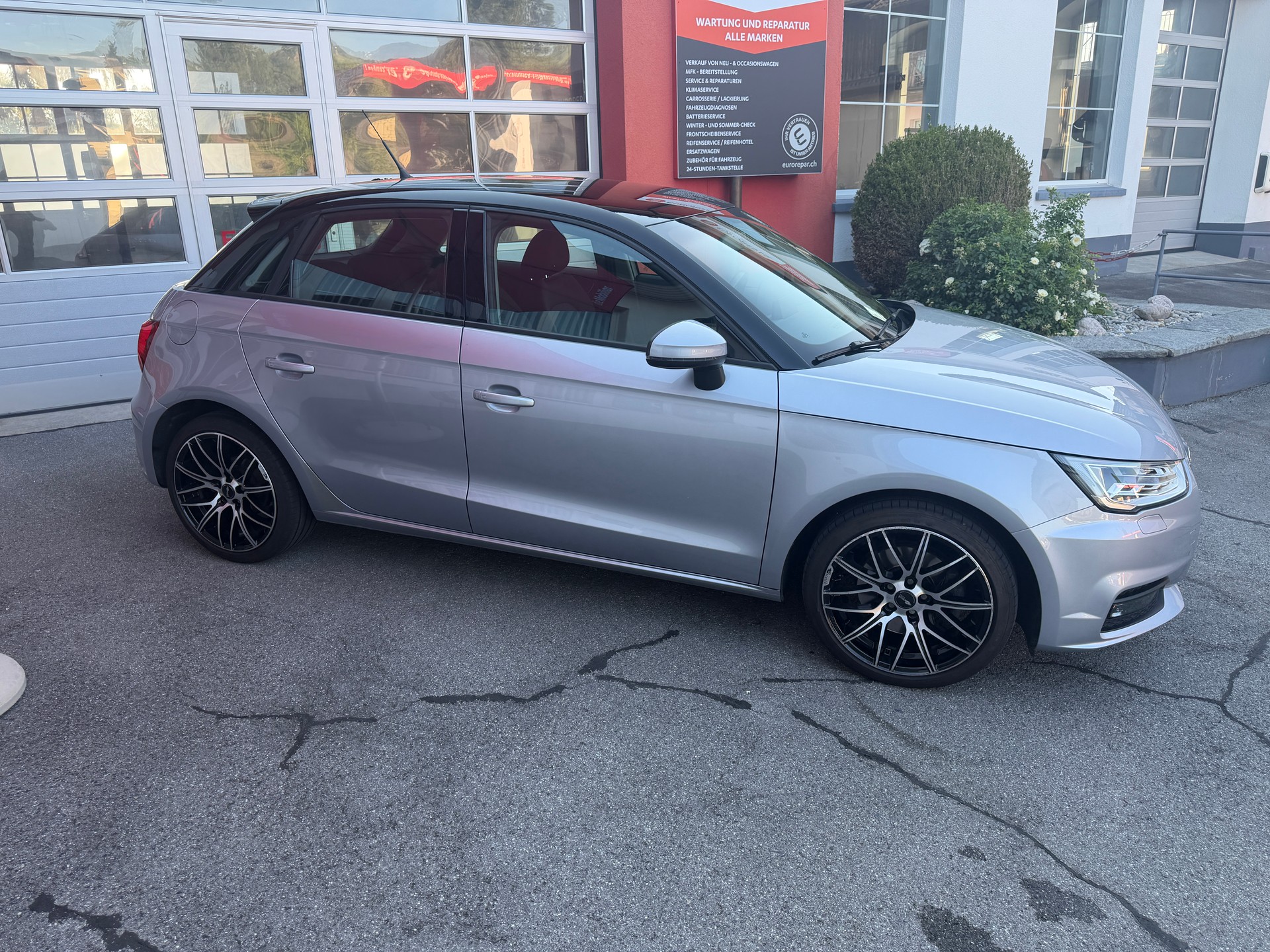 AUDI A1 Sportback 1.4 TFSI Sport S-tronic-image-0