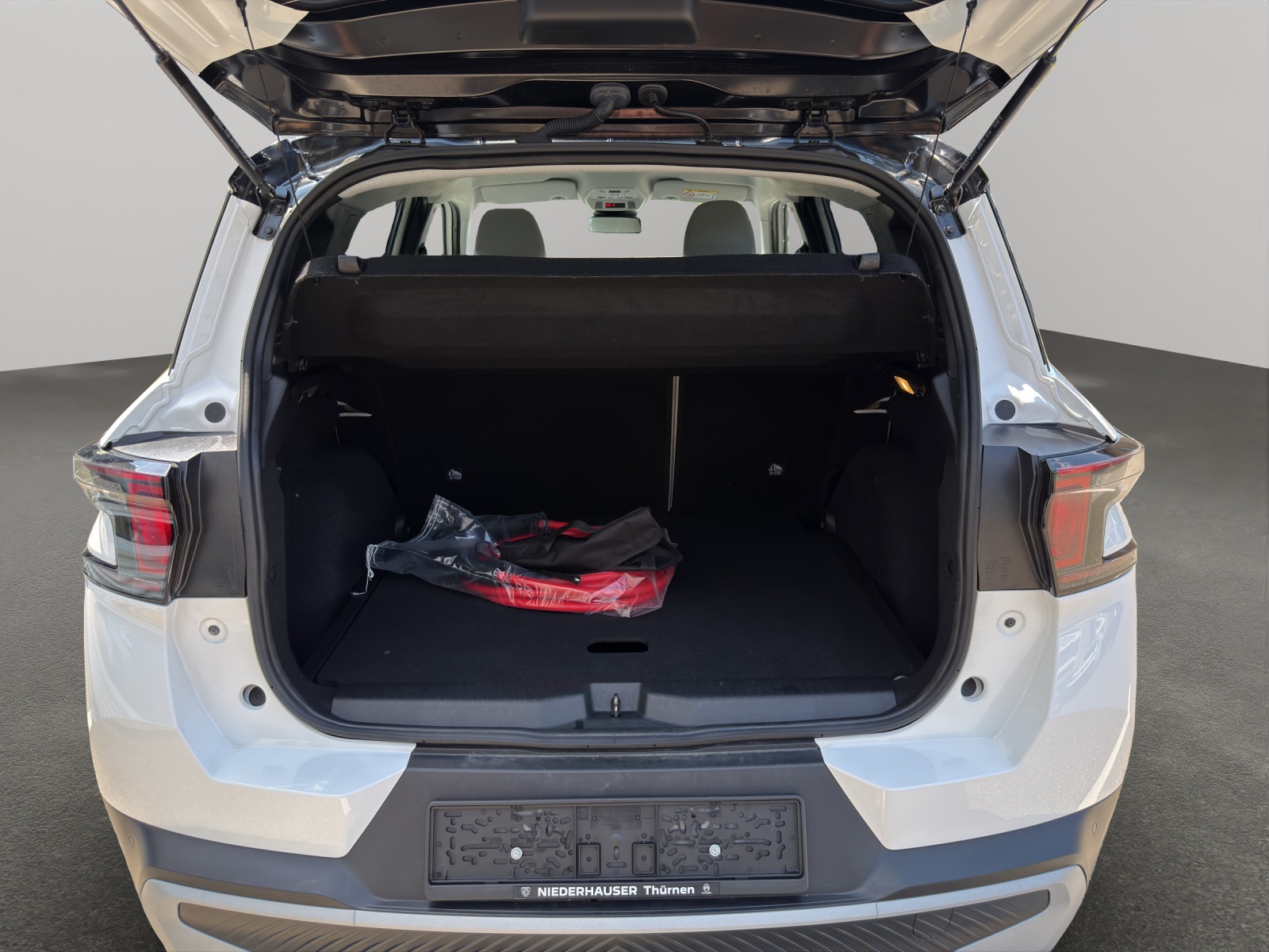 CITROEN e-C3 Aircross 54kWh Plus-image-6