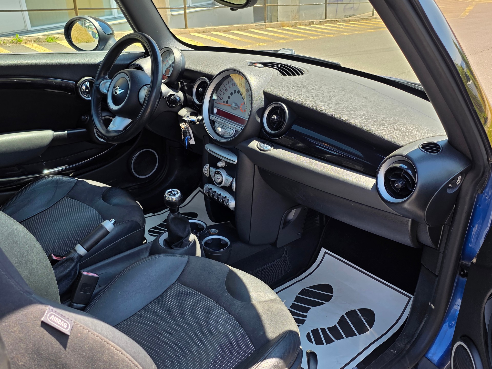 MINI COOPER-image-8