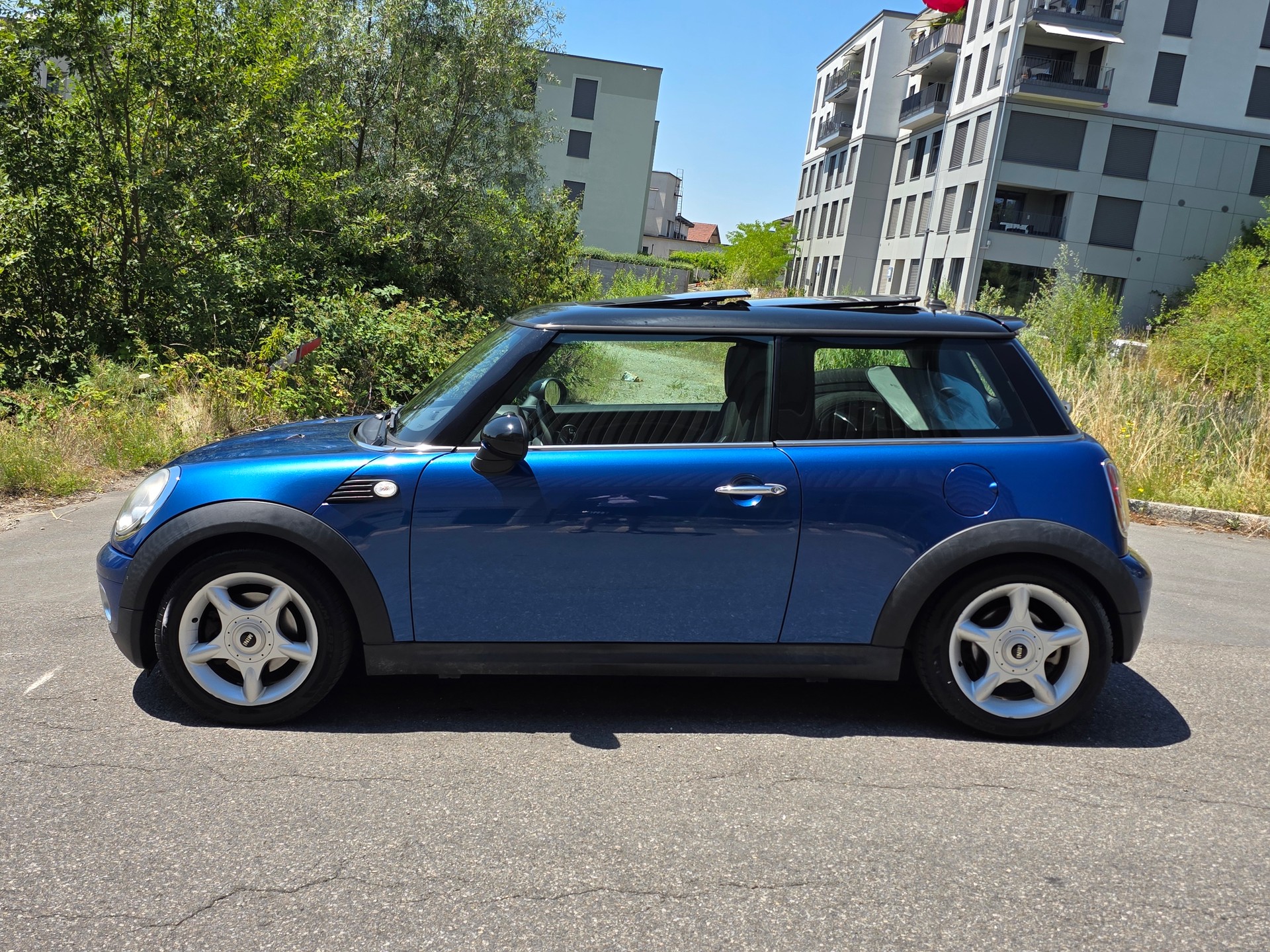 MINI COOPER-image-1