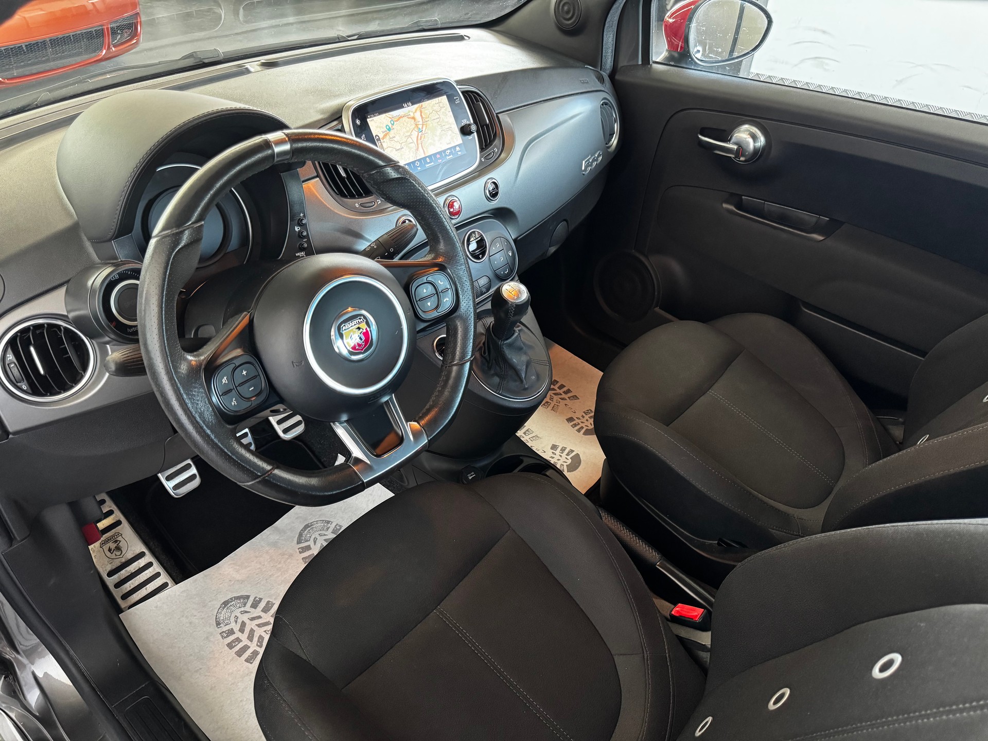 FIAT 595 1.4 16V Turbo Abarth-image-12