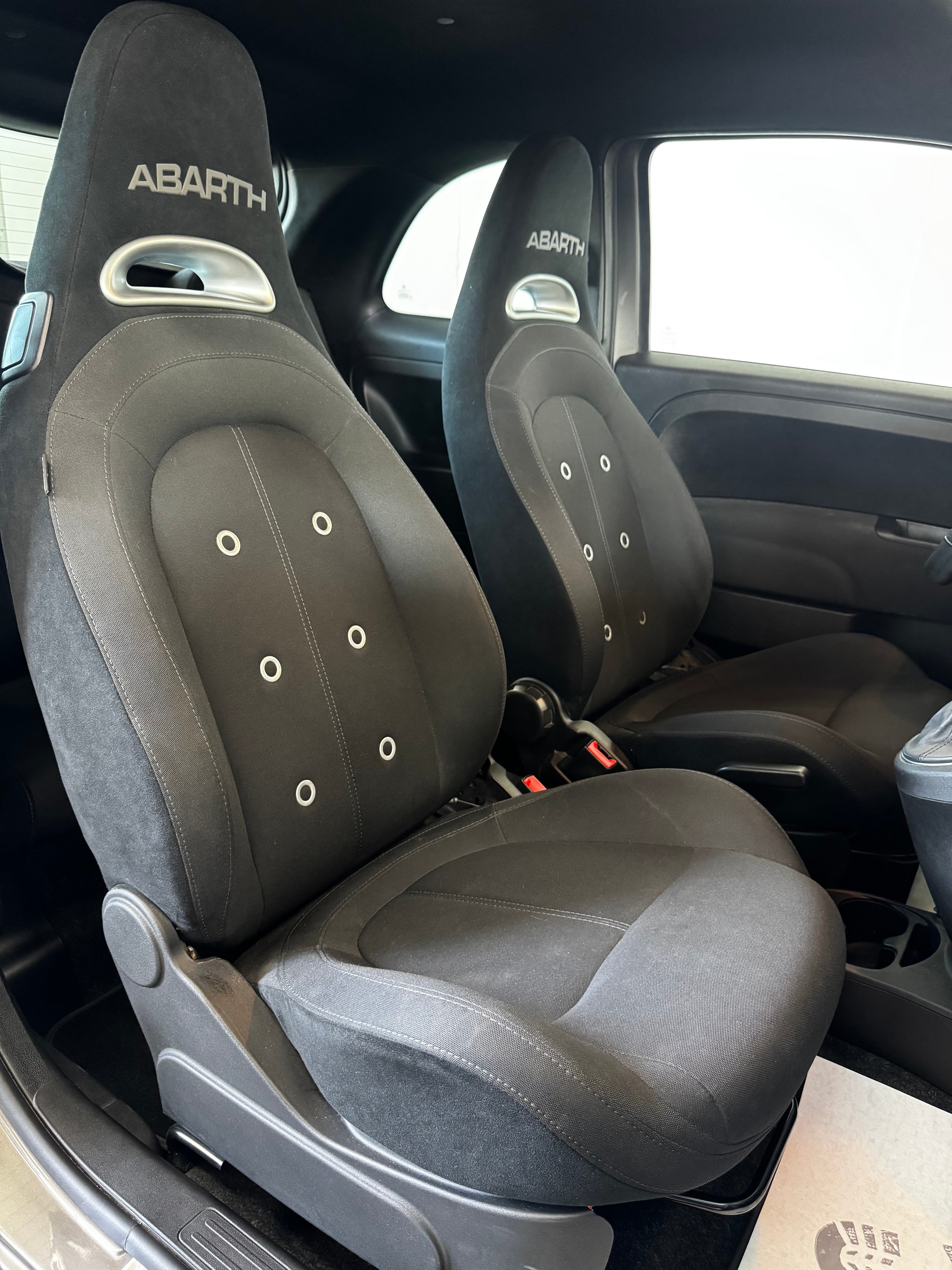 FIAT 595 1.4 16V Turbo Abarth-image-19