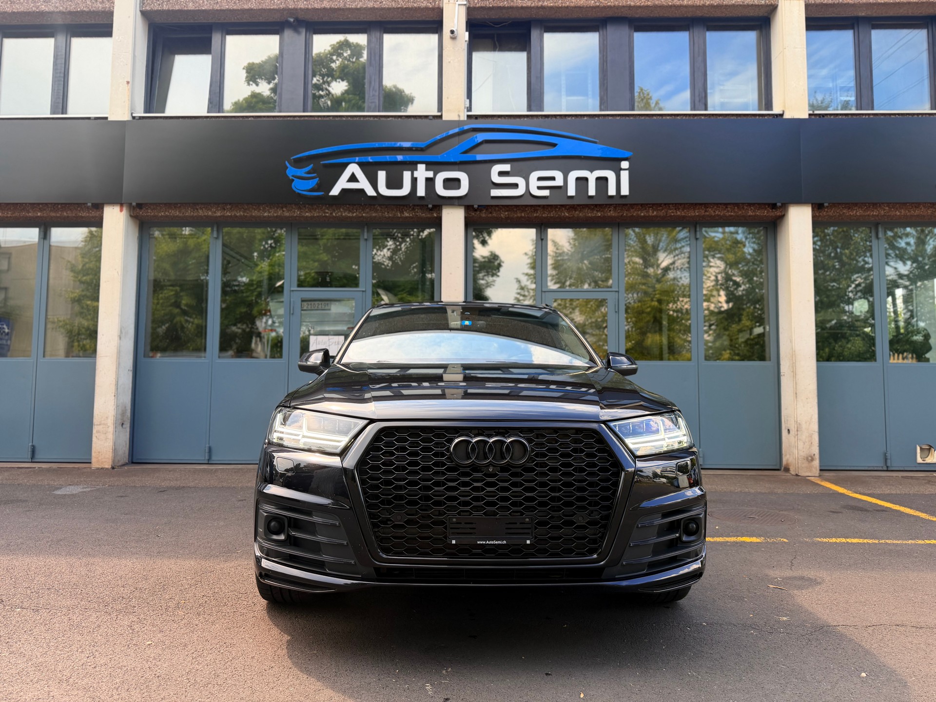 AUDI Q7 3.0 TDI quattro tiptronic-image-1
