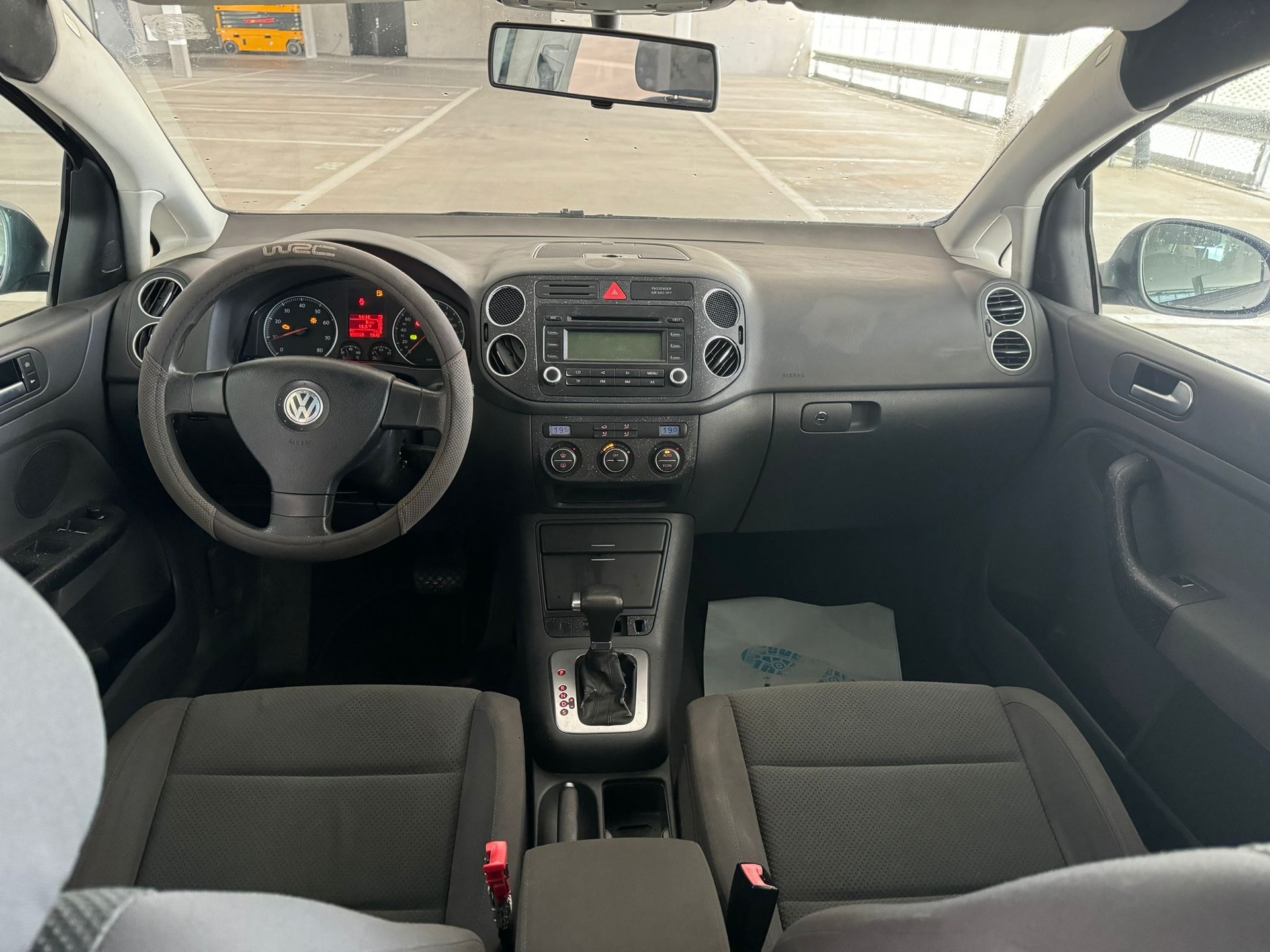 VW Golf Plus-image-10