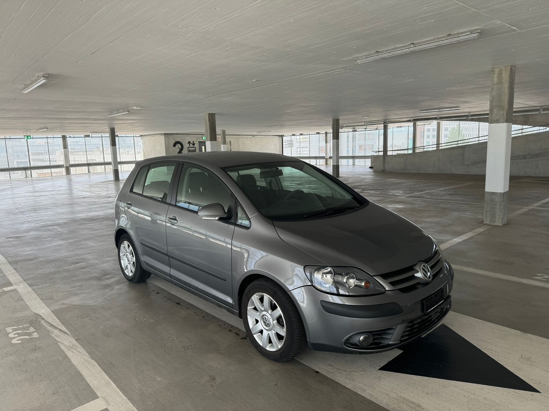 VW Golf Plus-image-1