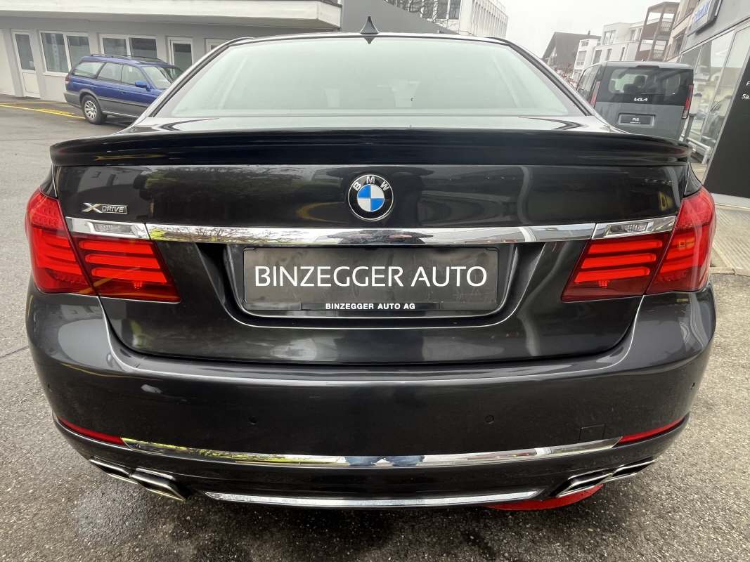 BMW 730d xDrive-image-3
