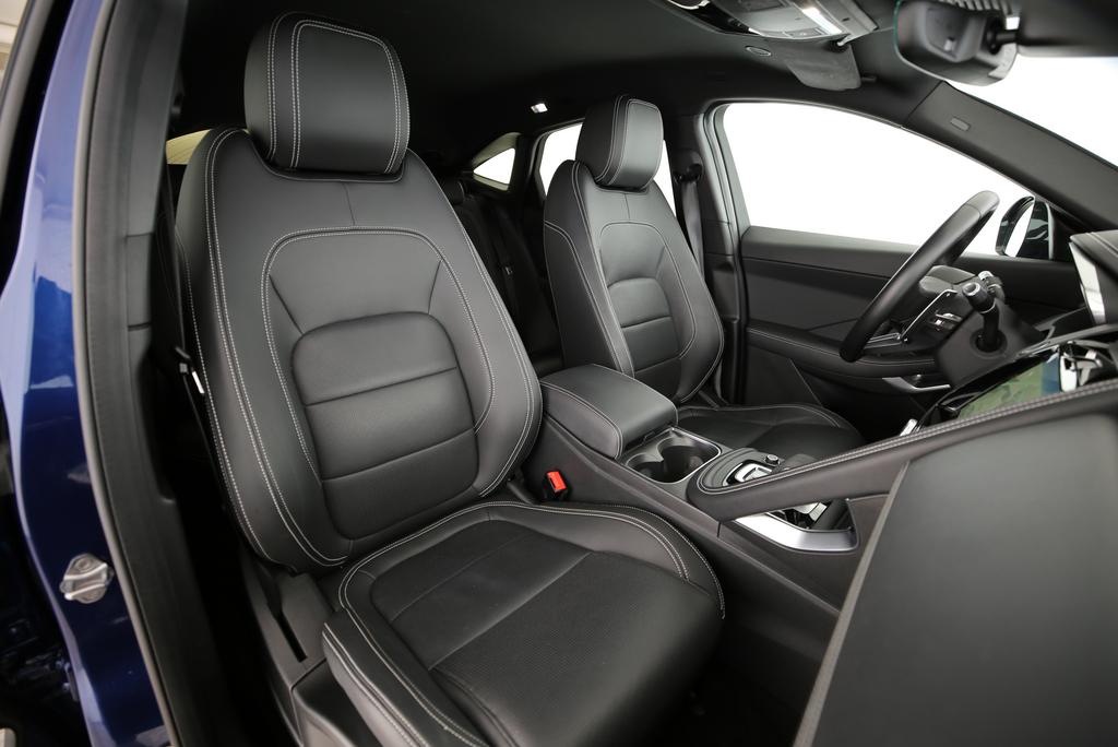 JAGUAR E-Pace 1.5 T 300e R-Dynamic S AWD-image-10