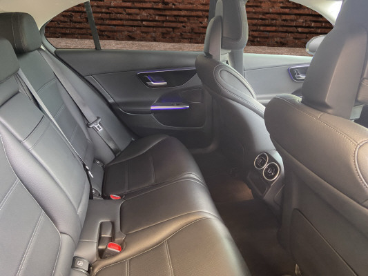 MERCEDES-BENZ C 180 Avantgarde-image-11