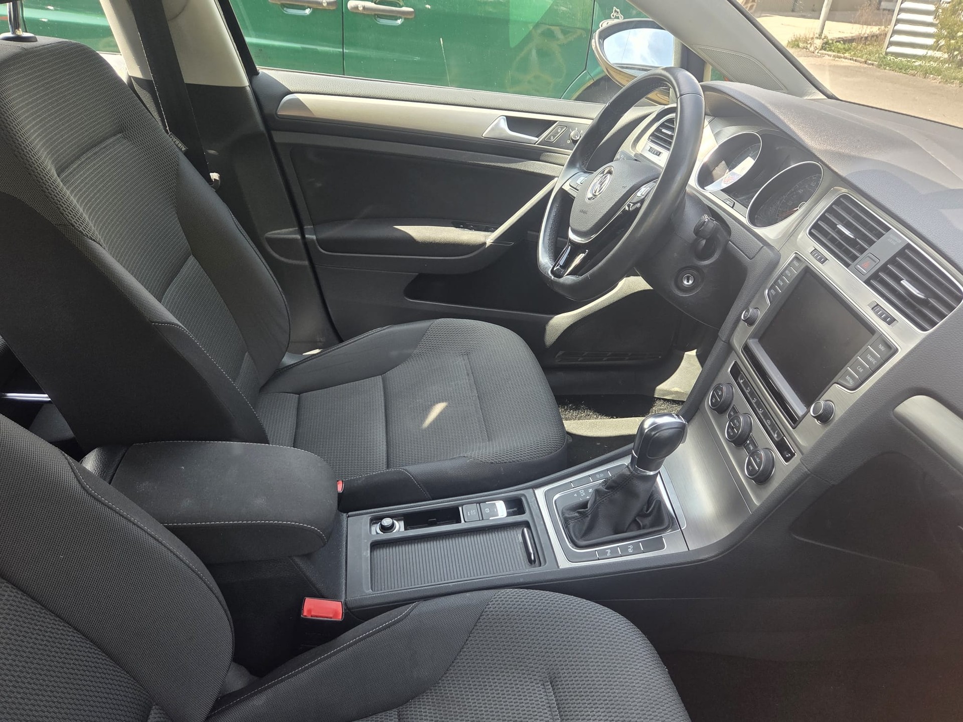 VW Golf Variant 2.0 TDI Comfortline DSG-image-4