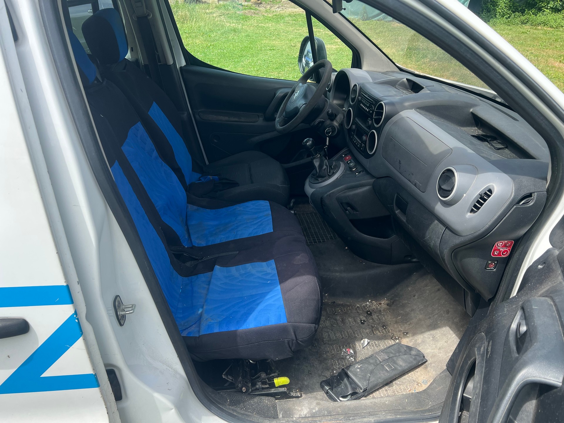 CITROEN Berlingo 1.6 HDi 600 Komfort (Confort)-image-6