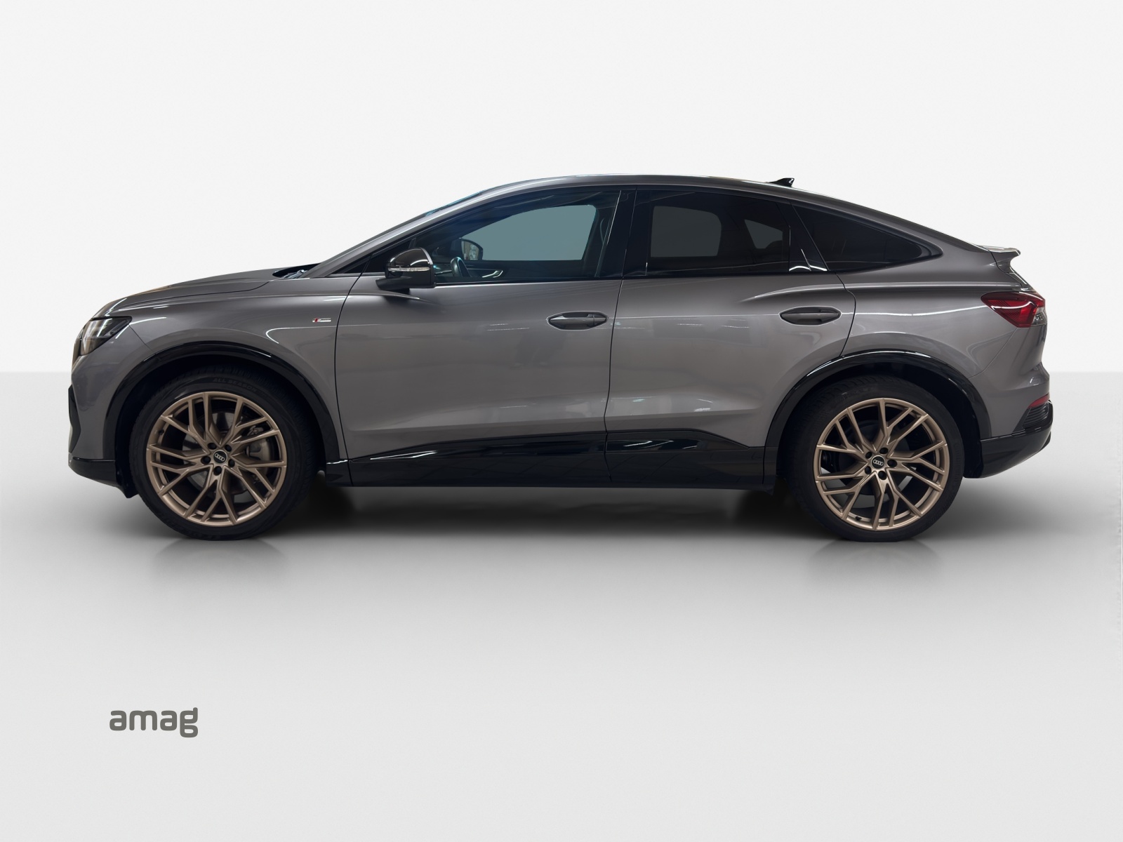 AUDI Q4 Sportback e-tron 50 quattro-showroom-element-2
