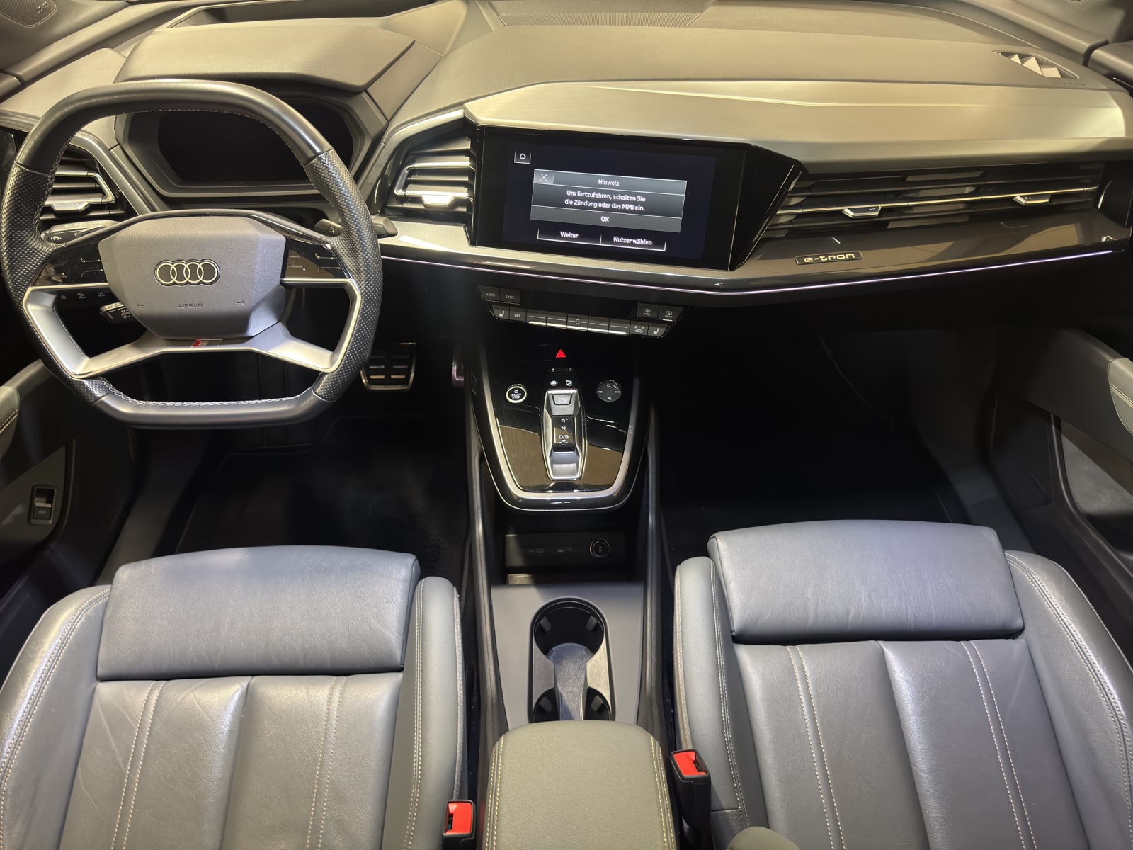 AUDI Q4 Sportback e-tron 50 quattro-image-9
