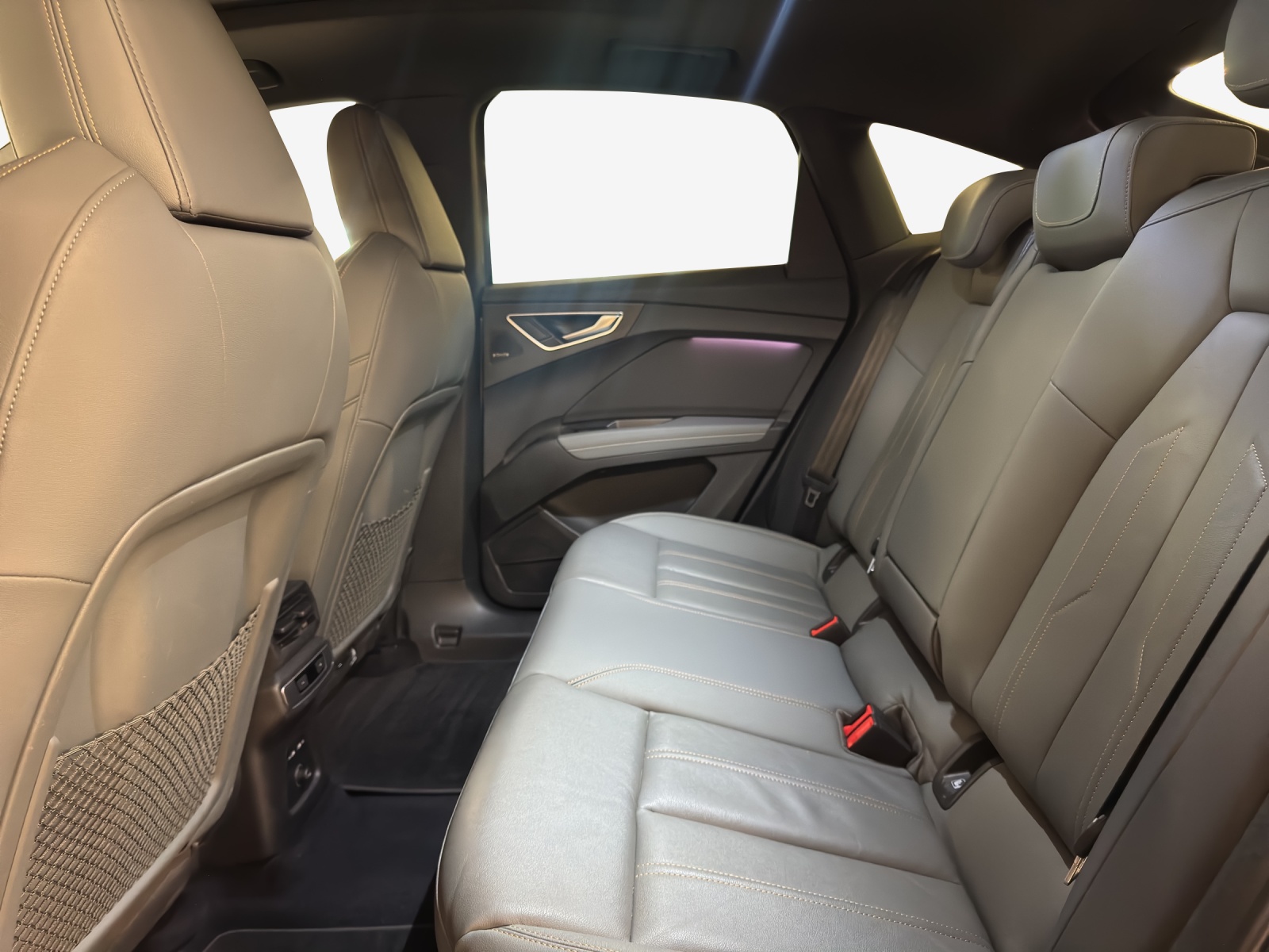 AUDI Q4 Sportback e-tron 50 quattro-image-12