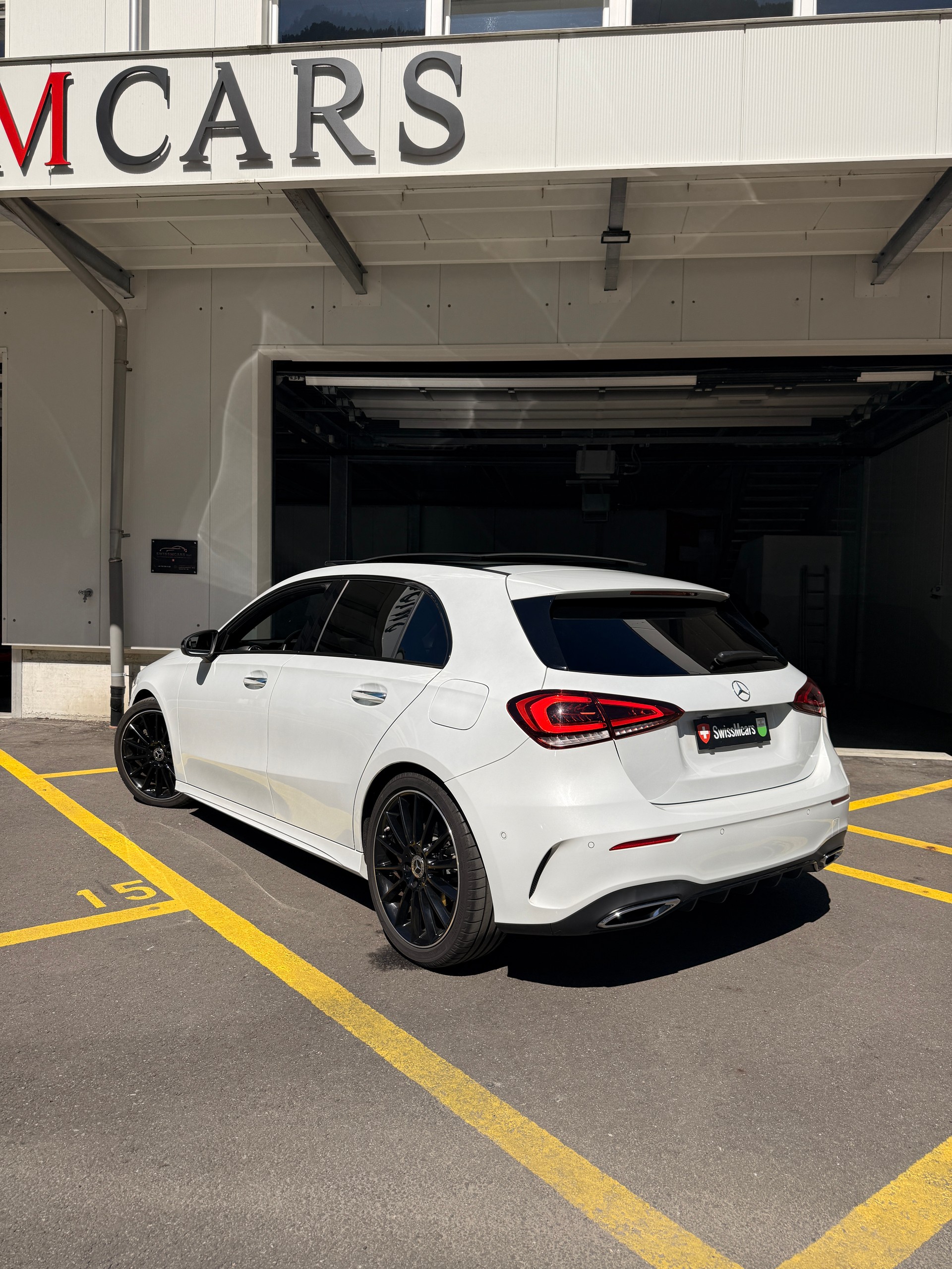 MERCEDES-BENZ A 220 Style 7G-DCT-image-9