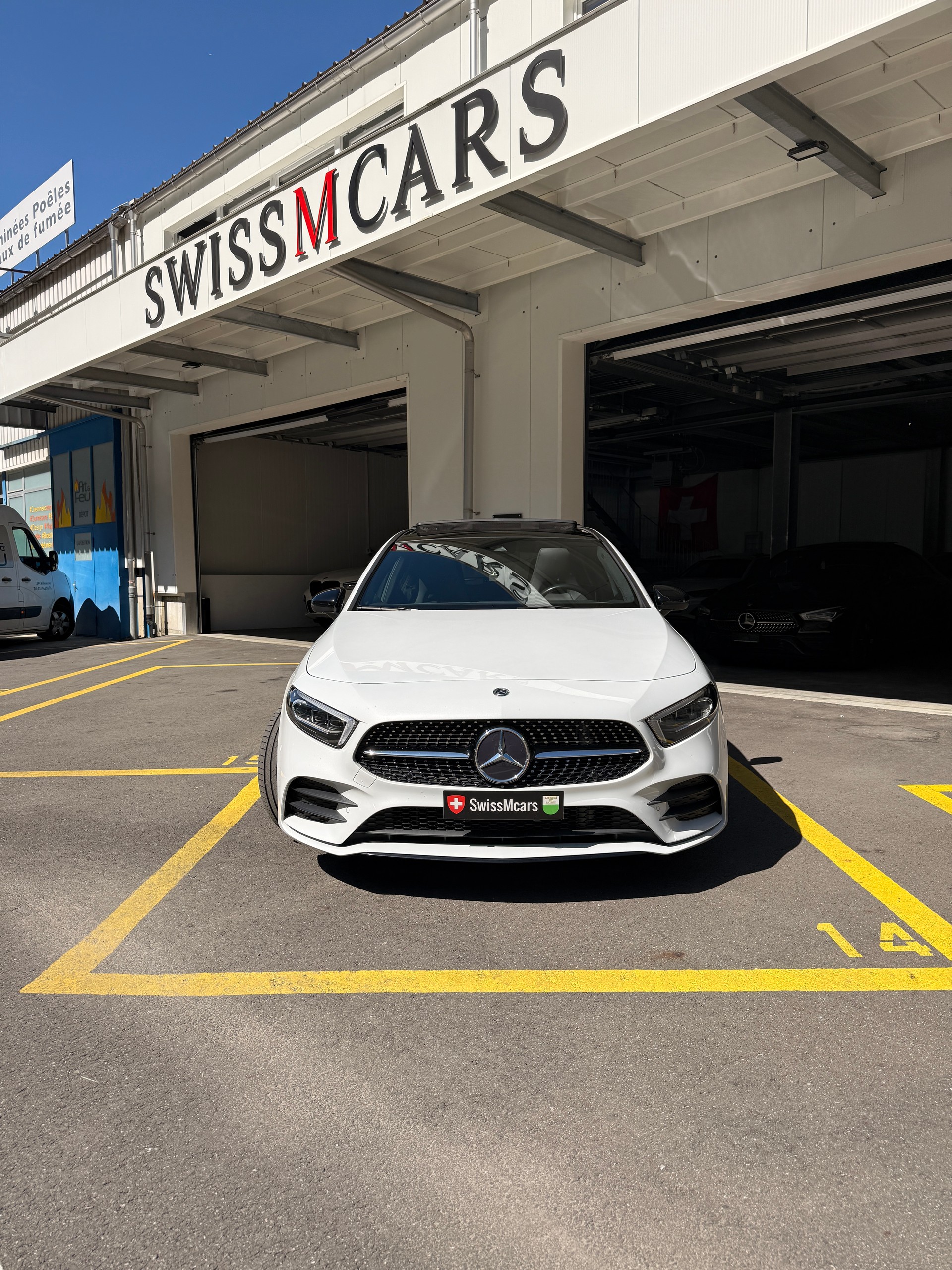 MERCEDES-BENZ A 220 Style 7G-DCT-image-1