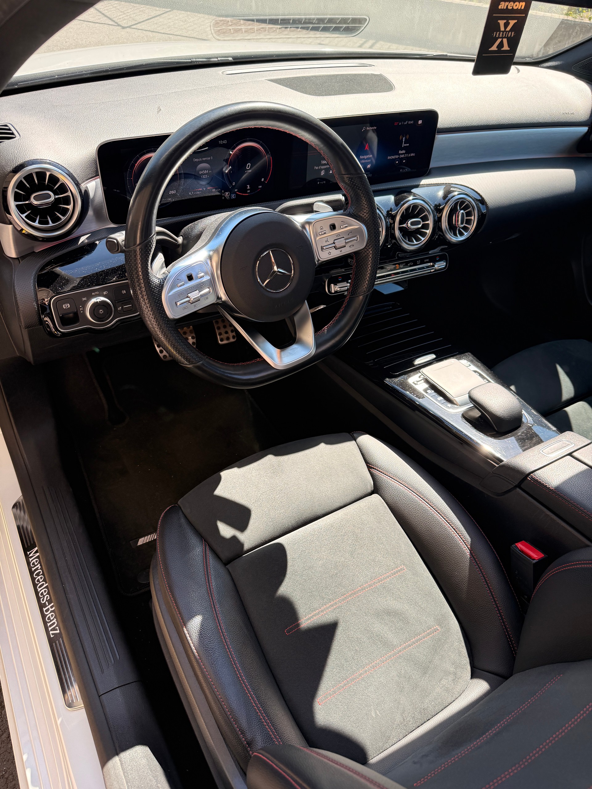 MERCEDES-BENZ A 220 Style 7G-DCT-image-16