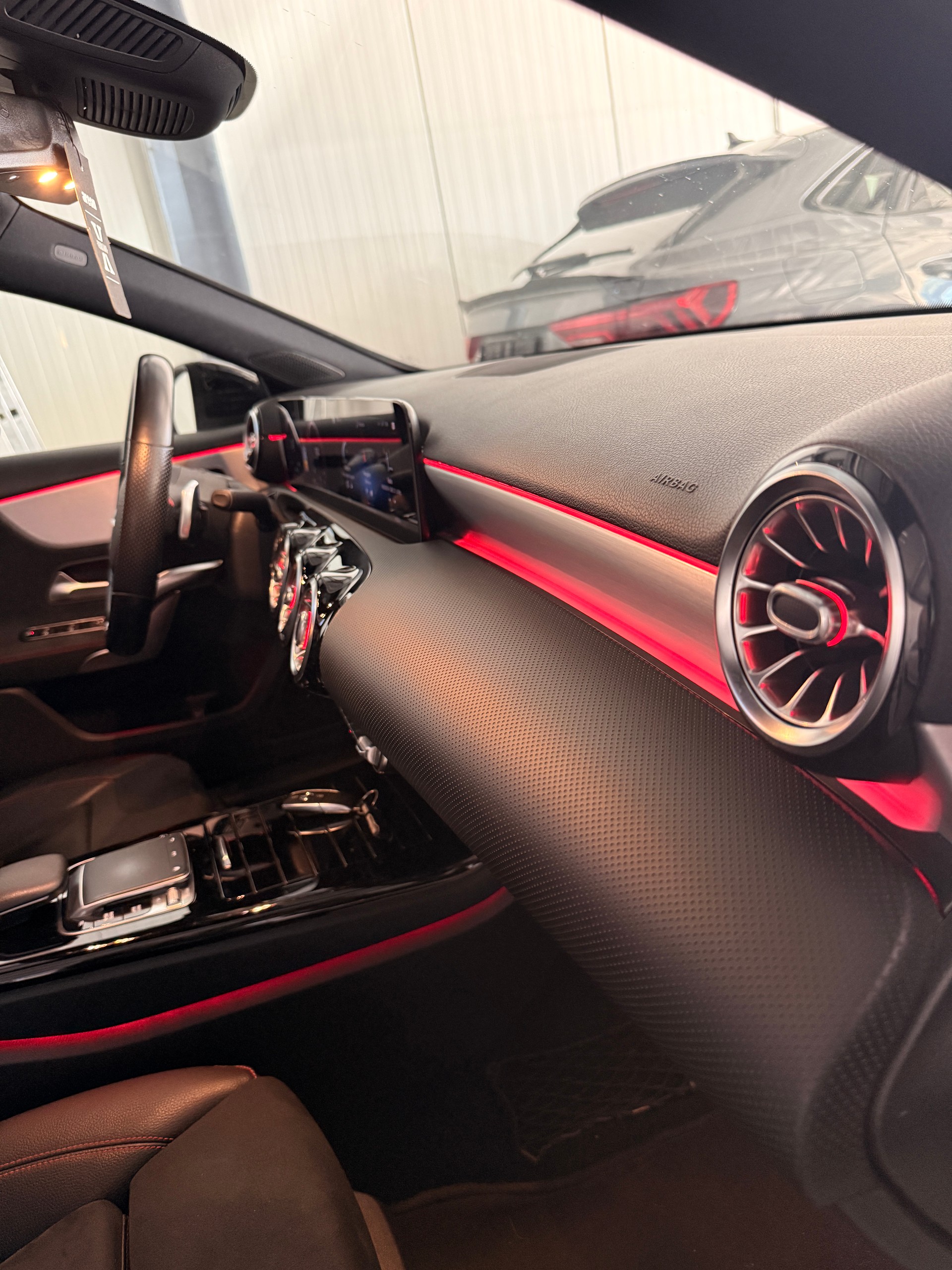 MERCEDES-BENZ A 220 Style 7G-DCT-image-30