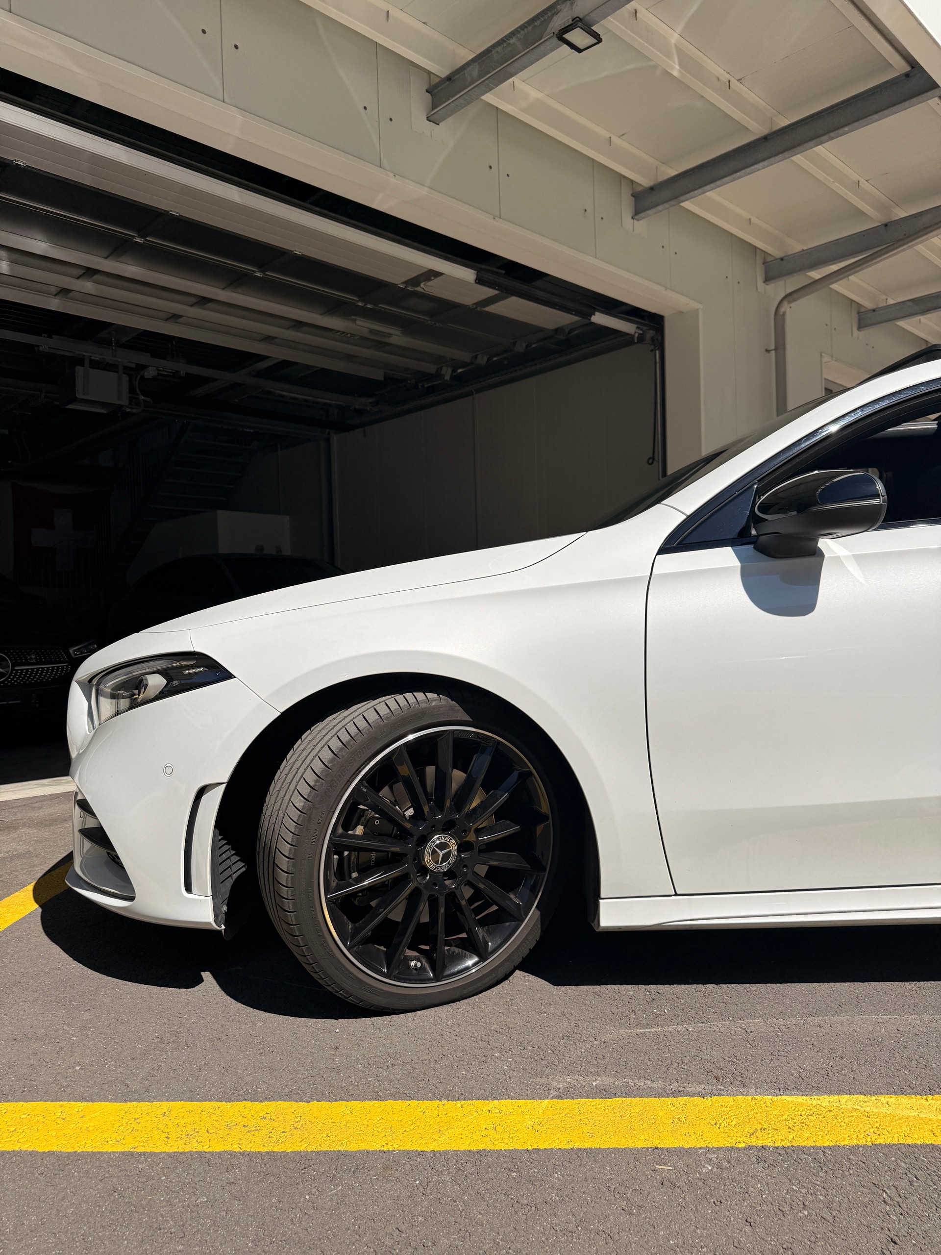 MERCEDES-BENZ A 220 Style 7G-DCT-image-11