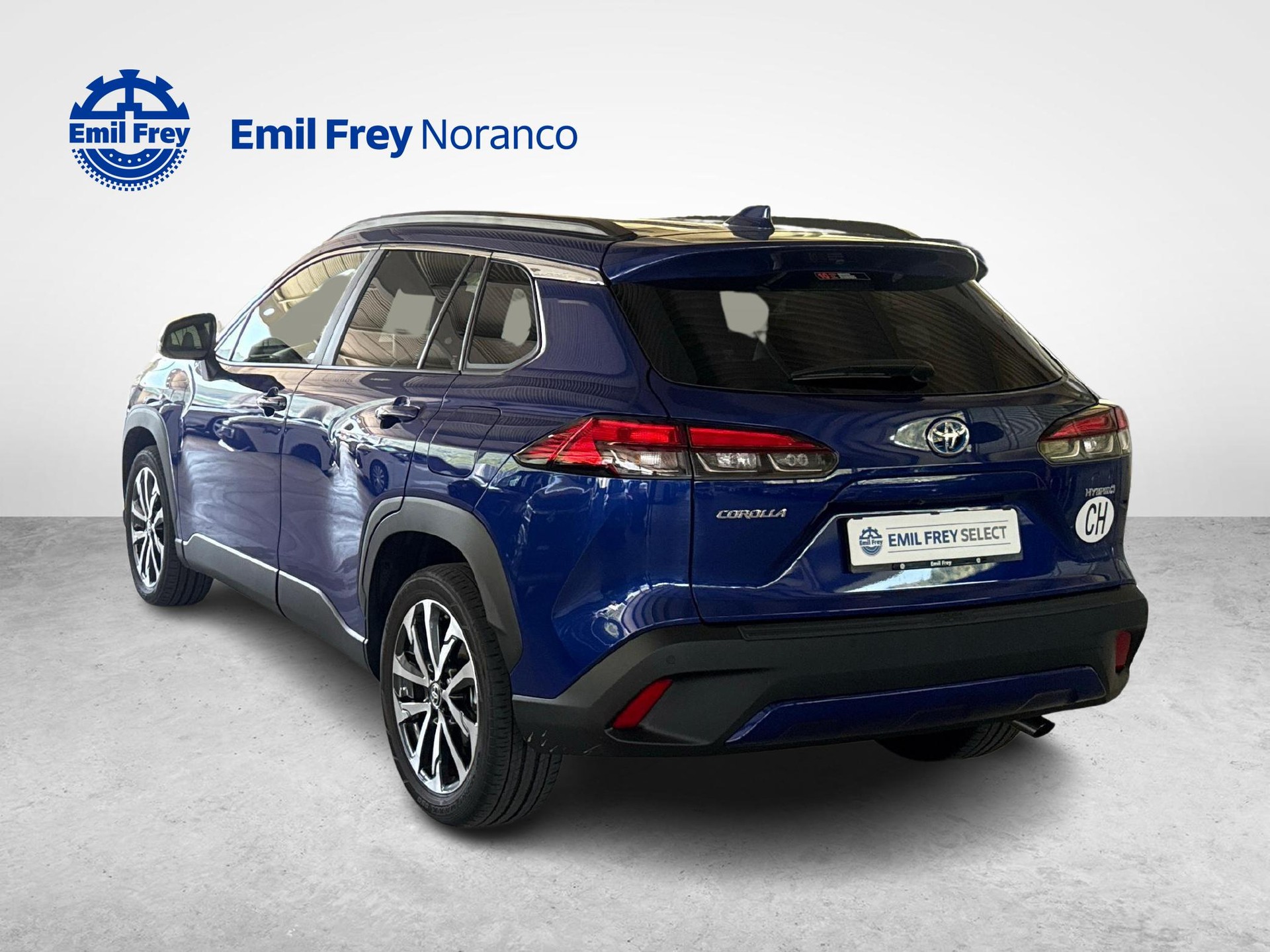 TOYOTA Corolla Cross 2.0 HSD Trend AWD-i-showroom-element-2