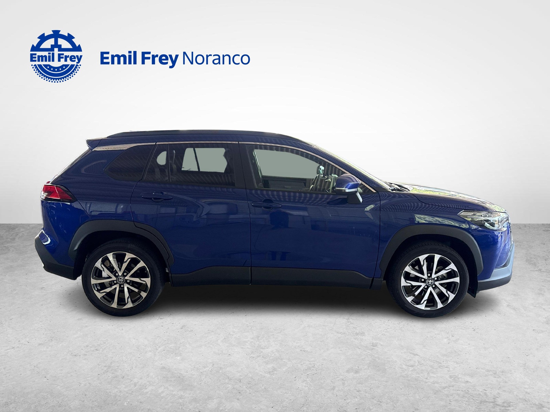 TOYOTA Corolla Cross 2.0 HSD Trend AWD-i-image-5