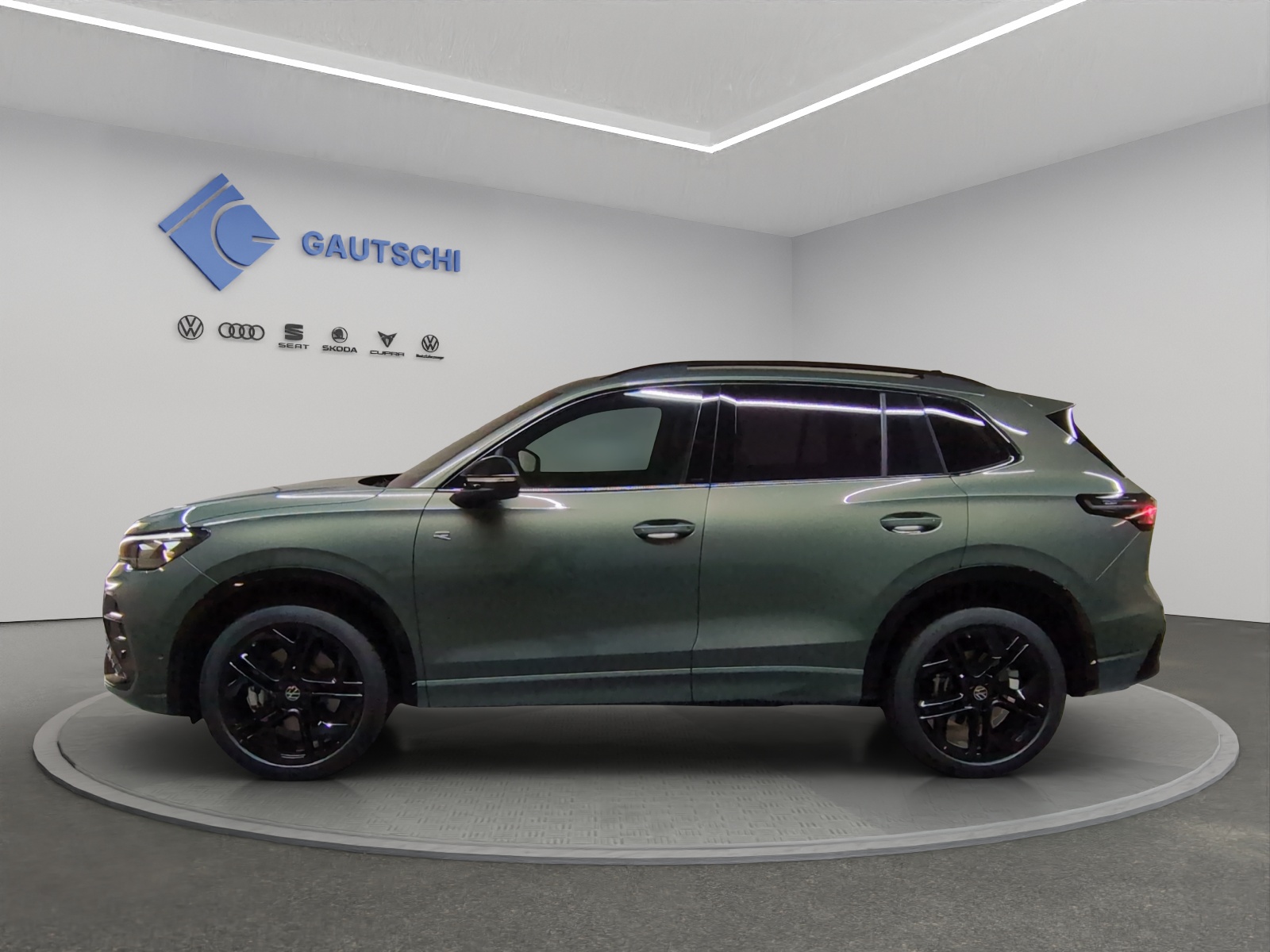 VW Tiguan 2.0 TSI DSG R-Line Plus 4Motion-image-1