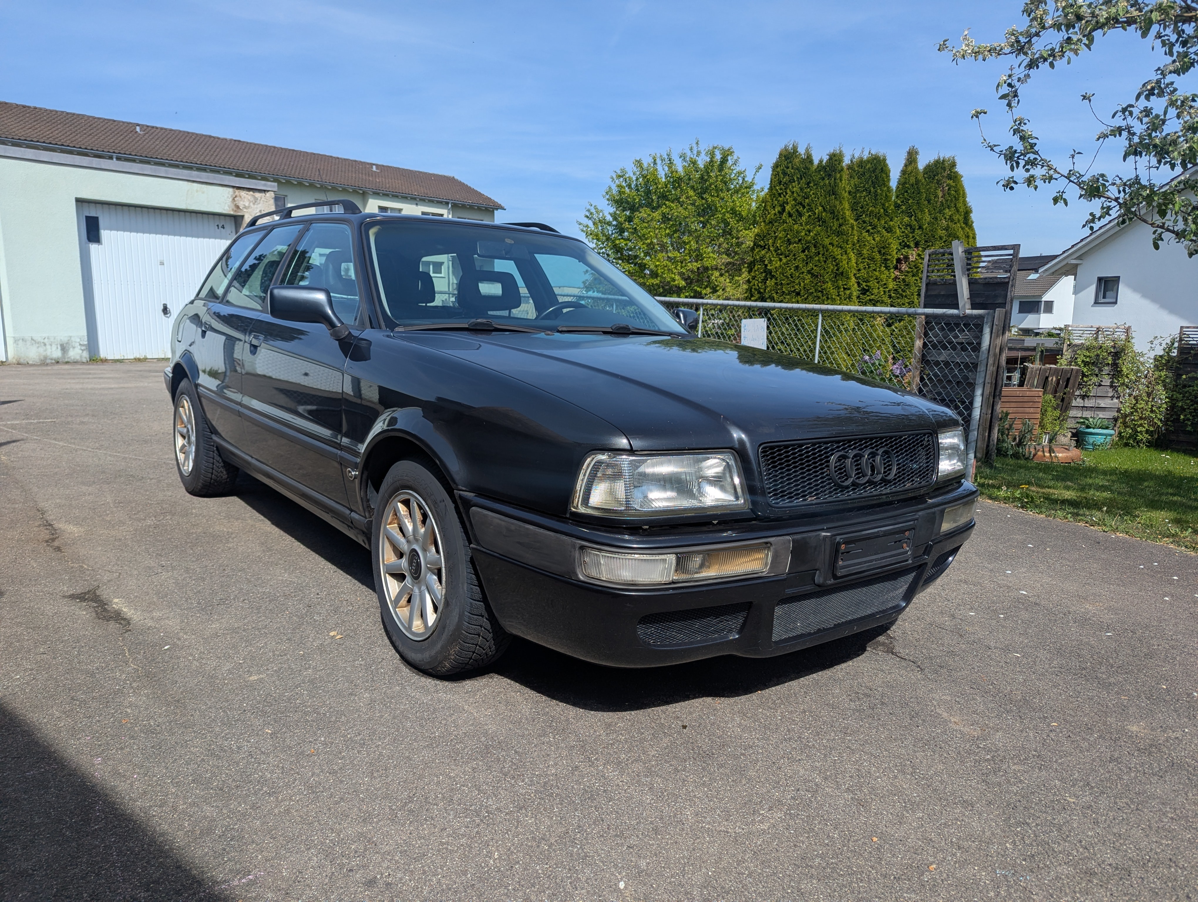 Car photo