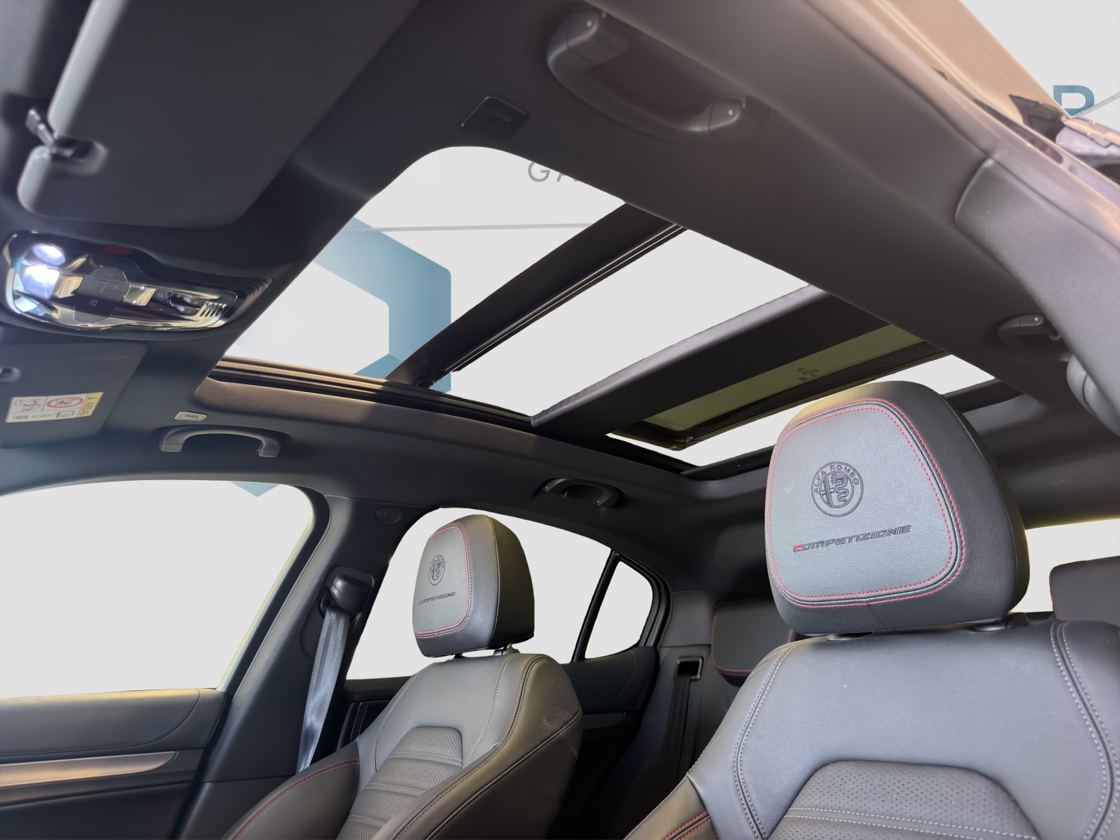 ALFA ROMEO STELVIO 2.0 Q4 280 Competiz-image-10