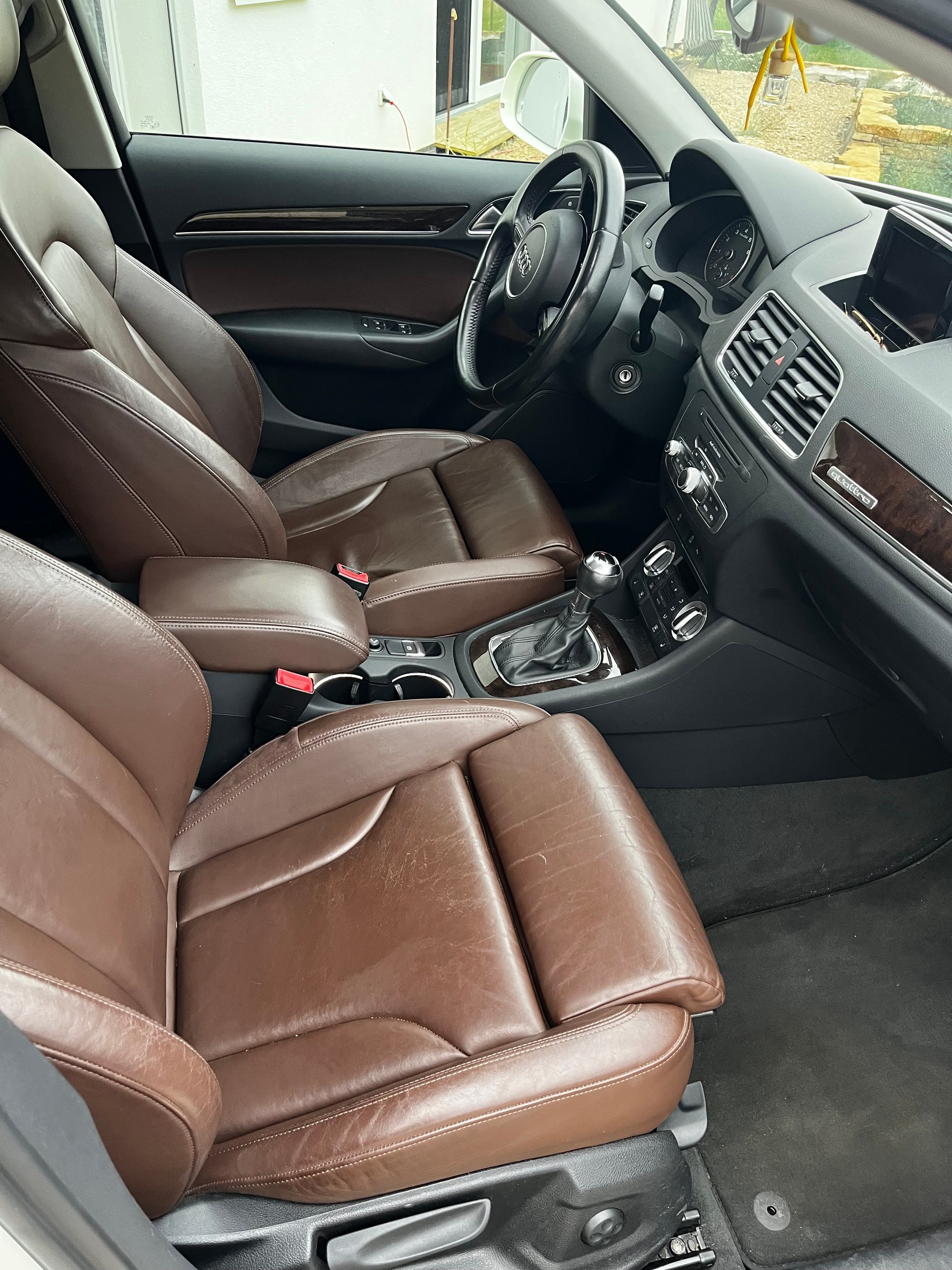 AUDI 2.0 TFSI quattro S-Tronic-image-4