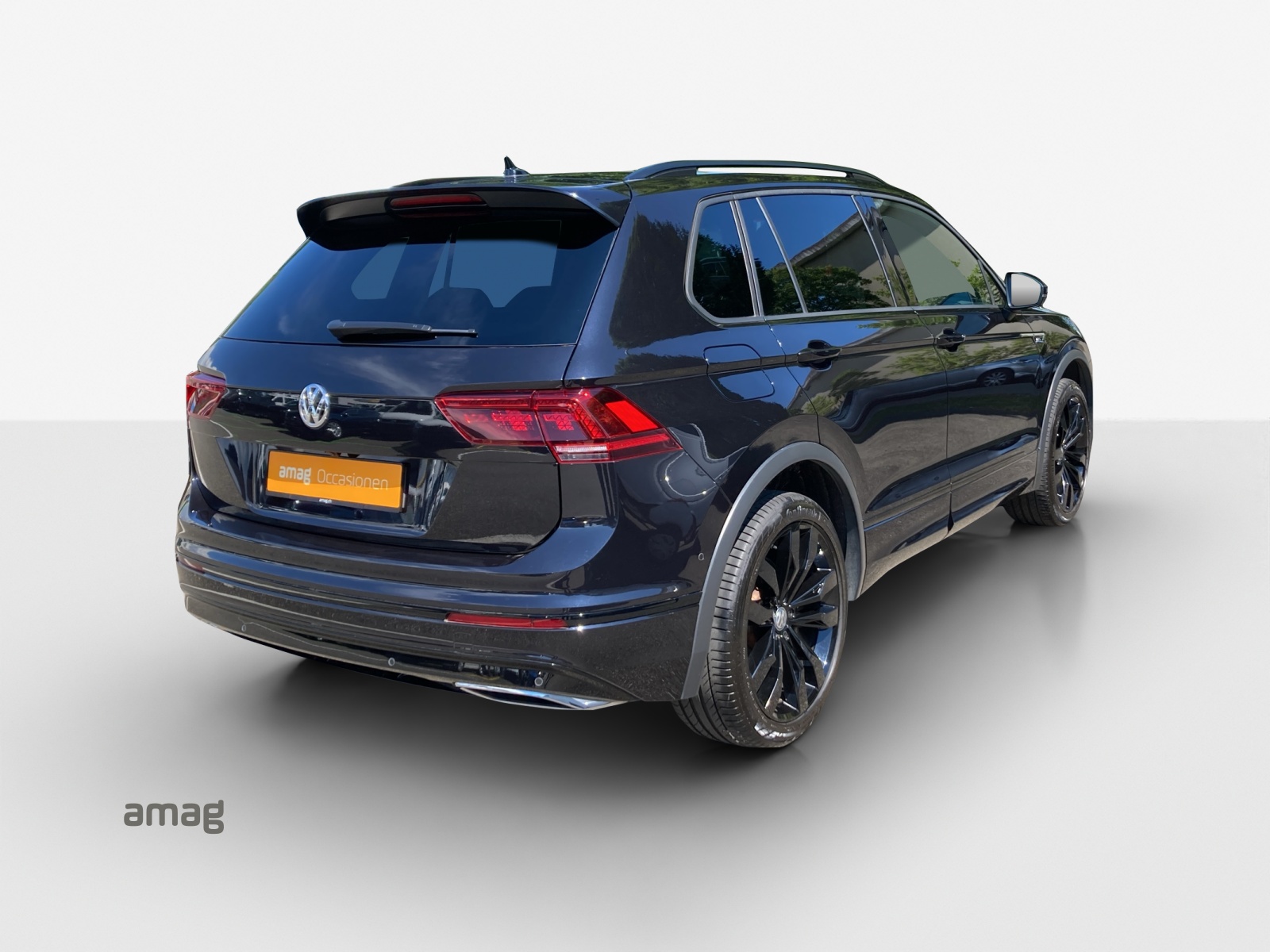 VW Tiguan 2.0TSI Highline 4Motion DSG-image-5