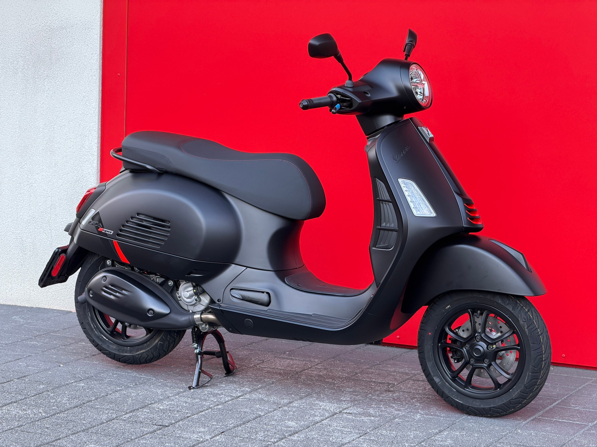 PIAGGIO Vespa GTS 125 Super Sport RST Euro 5+-image-10