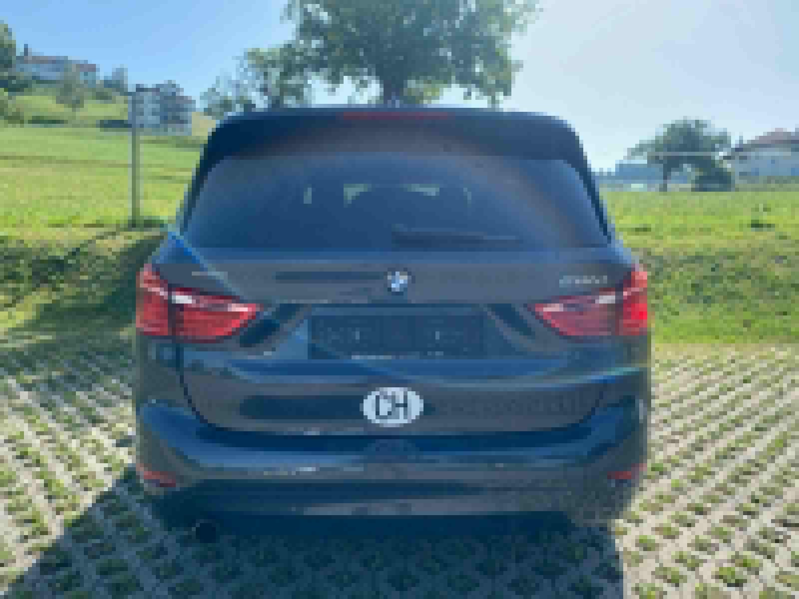 BMW 218d Gran Tourer Luxury Line Steptronic-image-7
