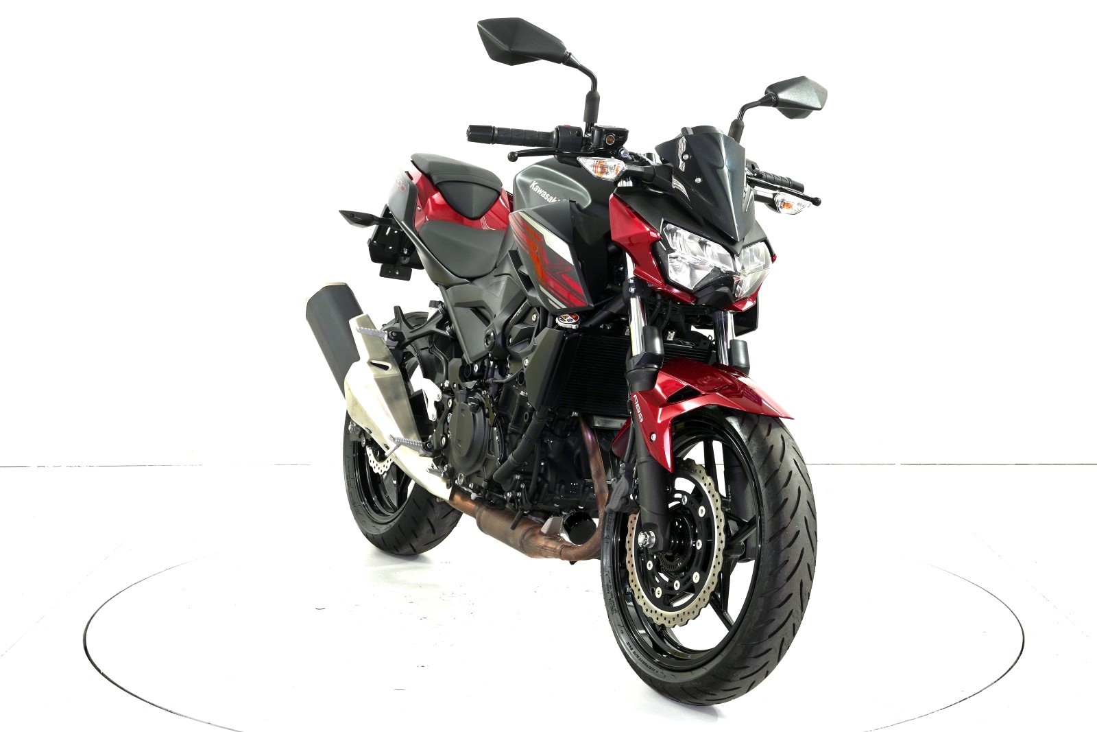 KAWASAKI Z 400 ABS-showroom-element-1