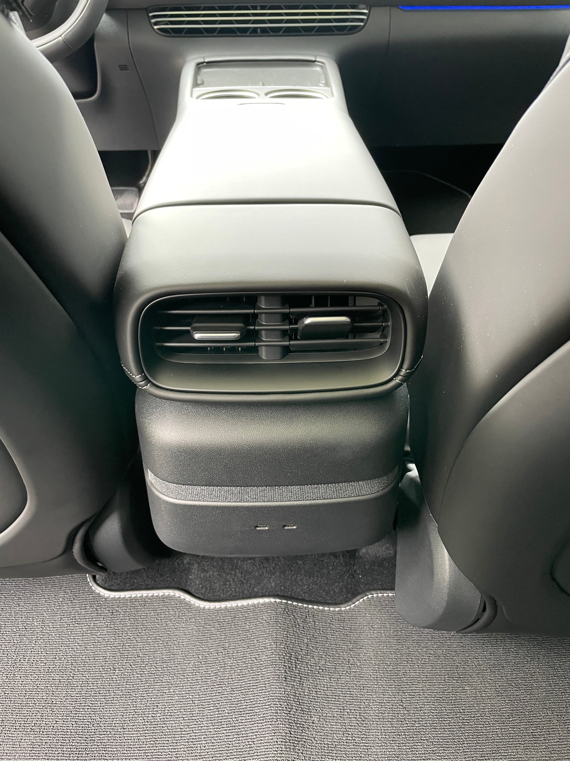 XPENG G6 87,5kWh Performance AWD mit AHK-image-17