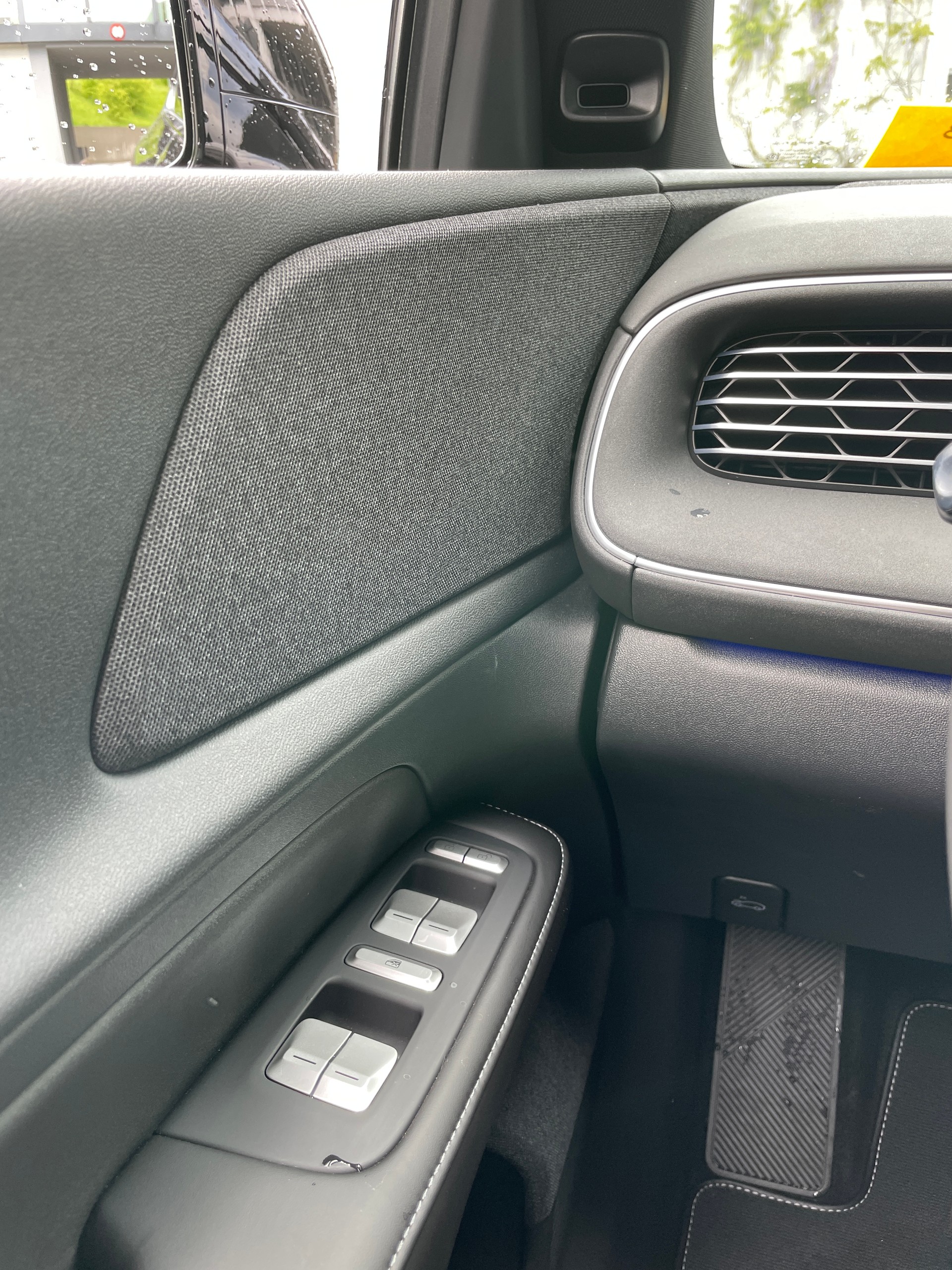 XPENG G6 87,5kWh Performance AWD mit AHK-image-22
