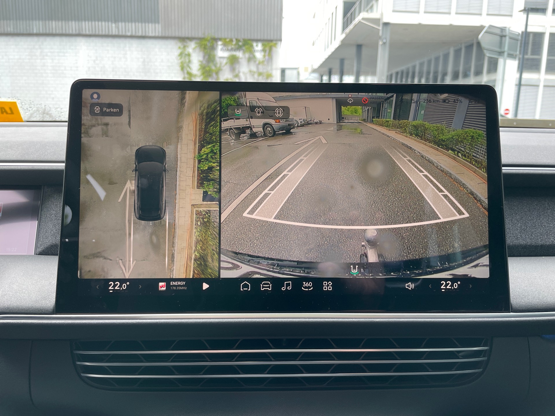 XPENG G6 87,5kWh Performance AWD mit AHK-image-21