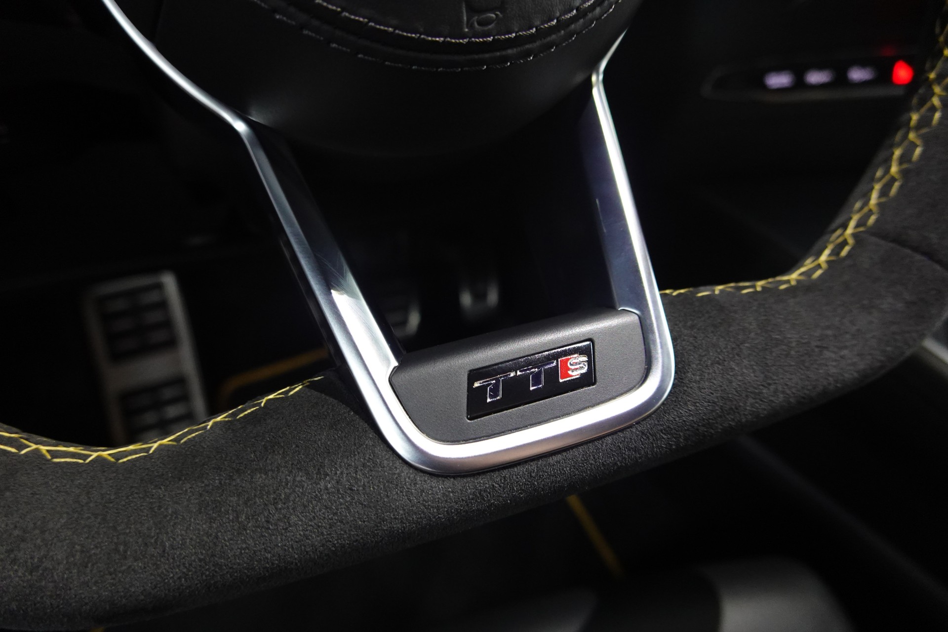 AUDI TTS COUPE 2.0 TFSI QUATTRO S-TRONIC EXCLUSIVE PTS PORSCHE ULTRAVIOLETT ON TOP-image-37