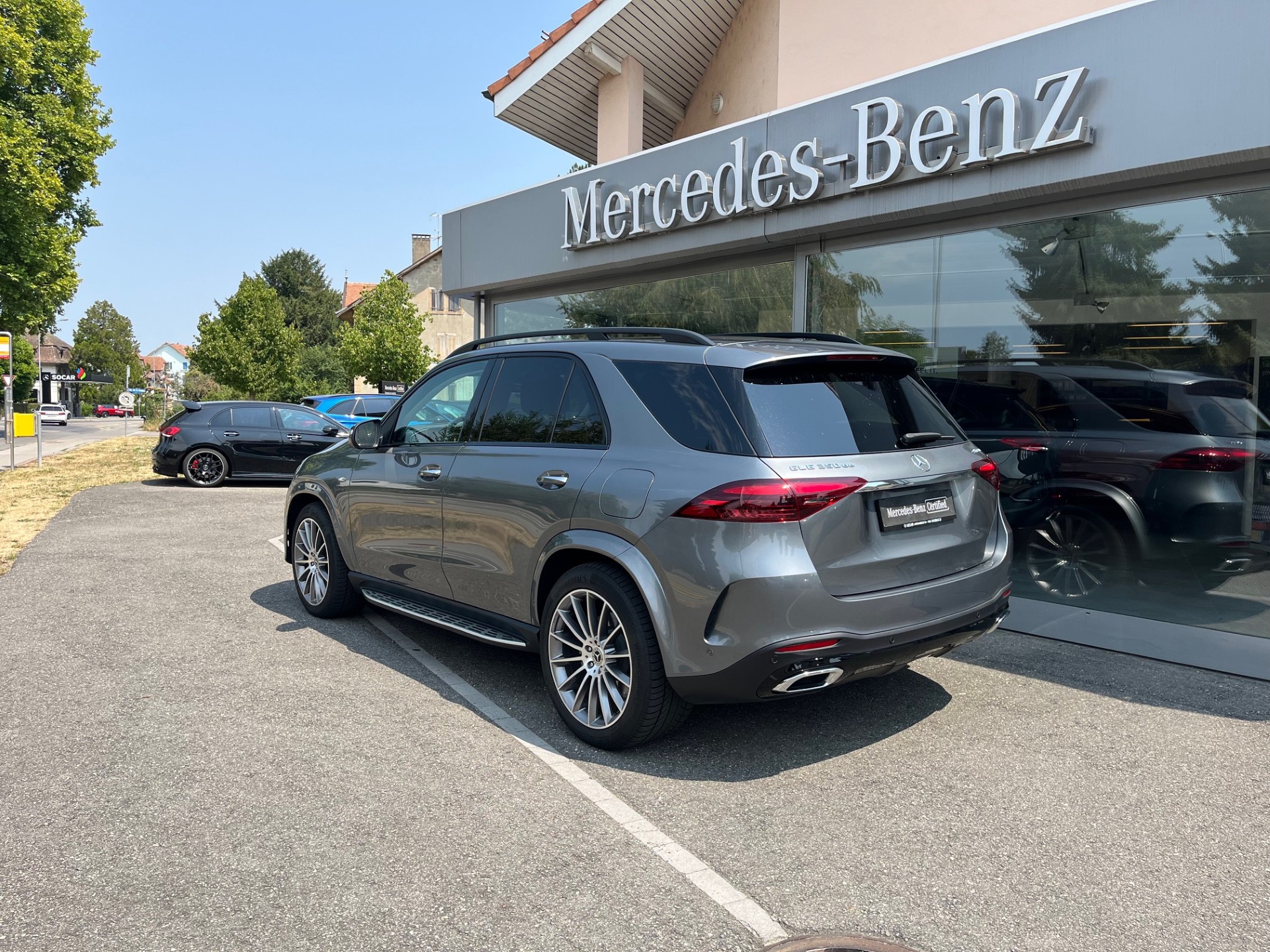 MERCEDES-BENZ GLE 350 de EQ Hybrid 4Matic 9G-Tronic EQ Star-image-3