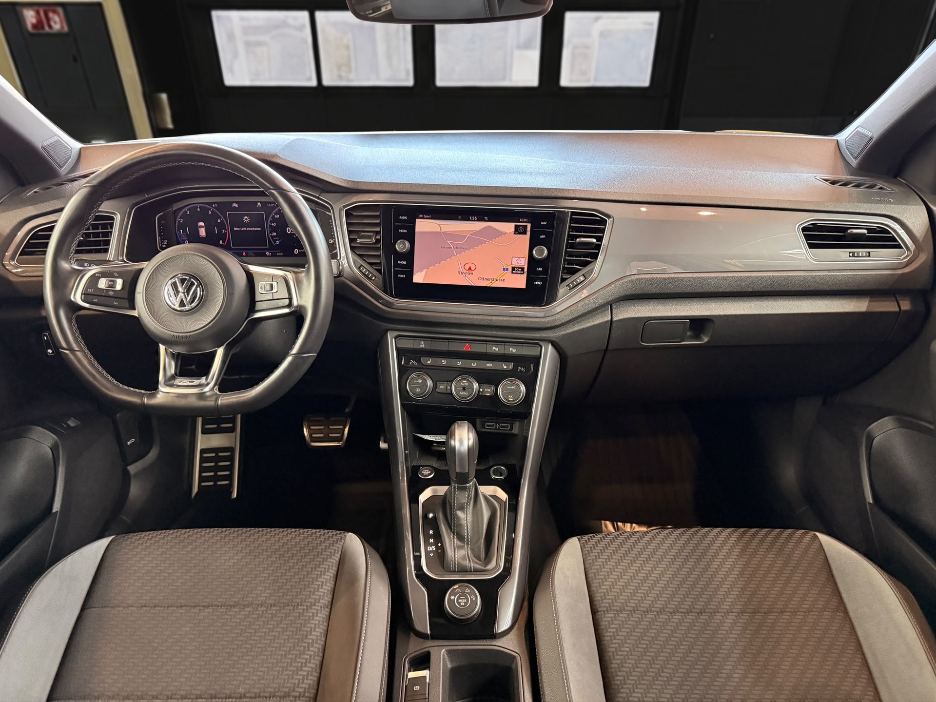 VW T-Roc 2.0 TSI Advance DSG 4motion-image-11