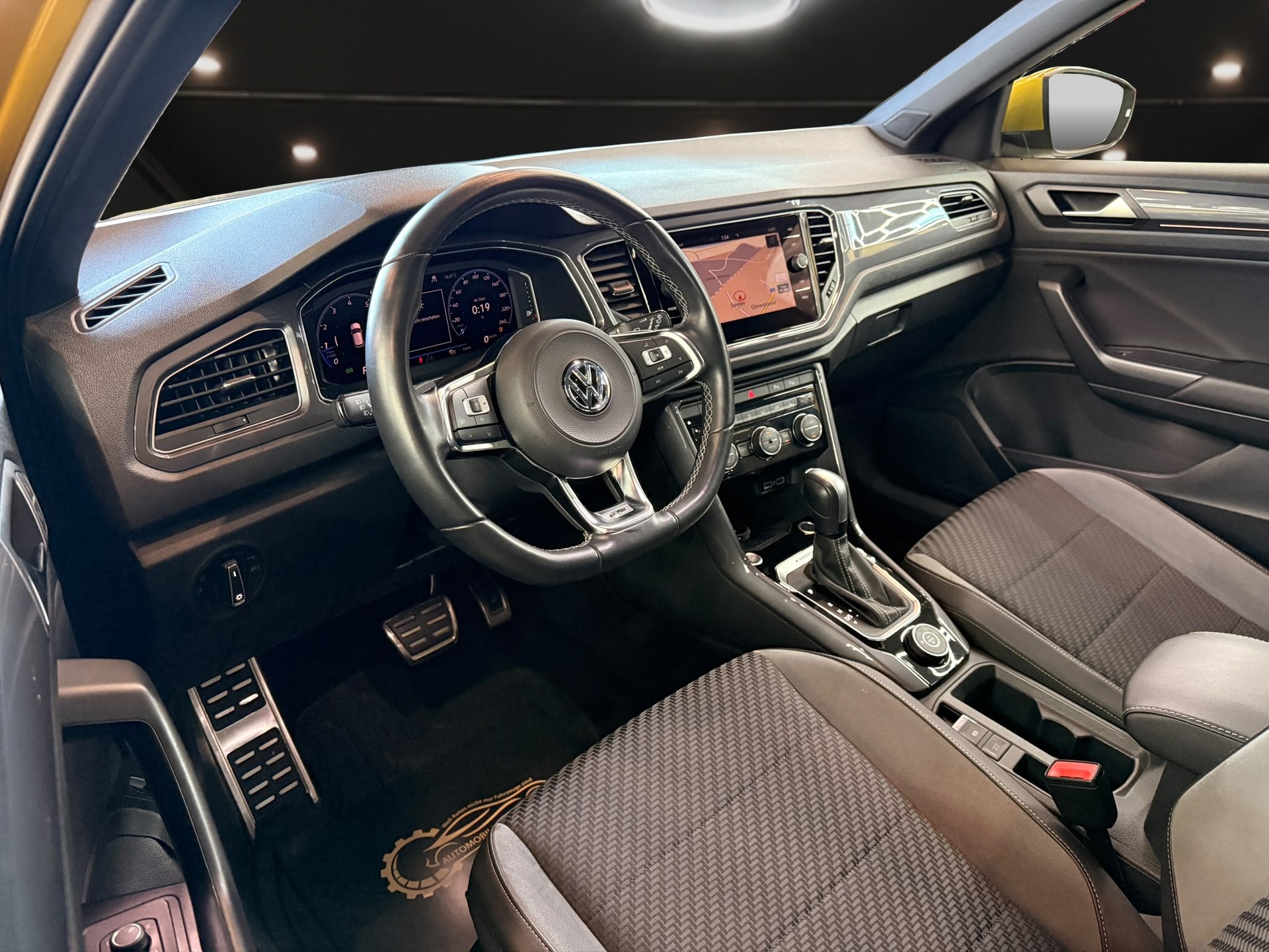 VW T-Roc 2.0 TSI Advance DSG 4motion-image-8