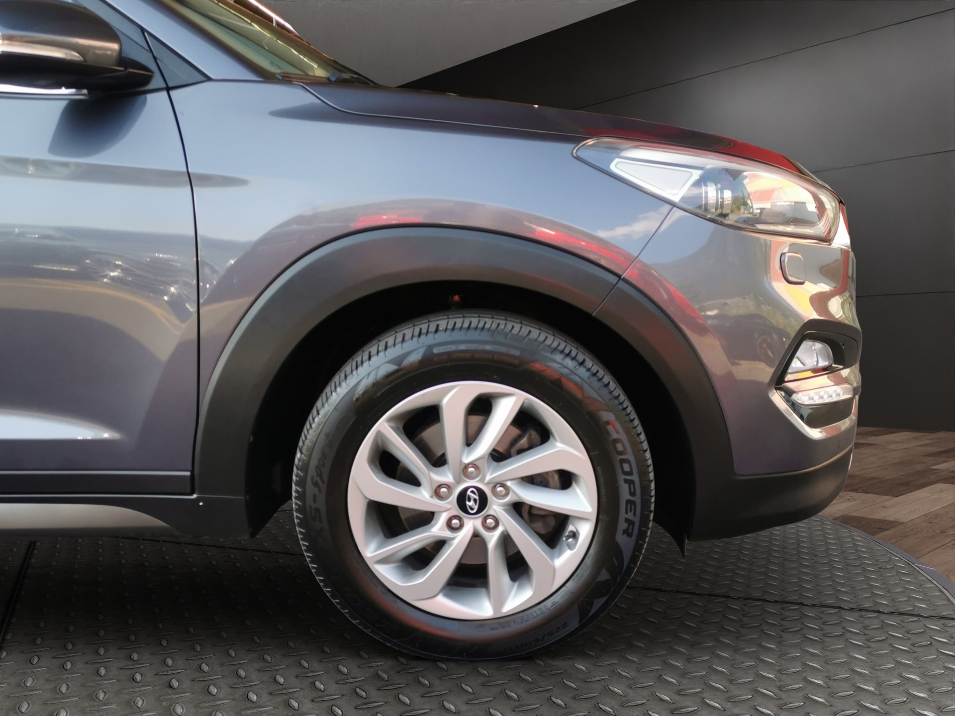 HYUNDAI Tucson 2.0 CRDI Plena 4WD-image-3