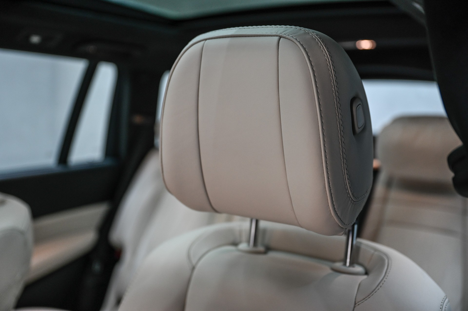 MERCEDES-BENZ GLS 63 AMG 4matic+-image-25